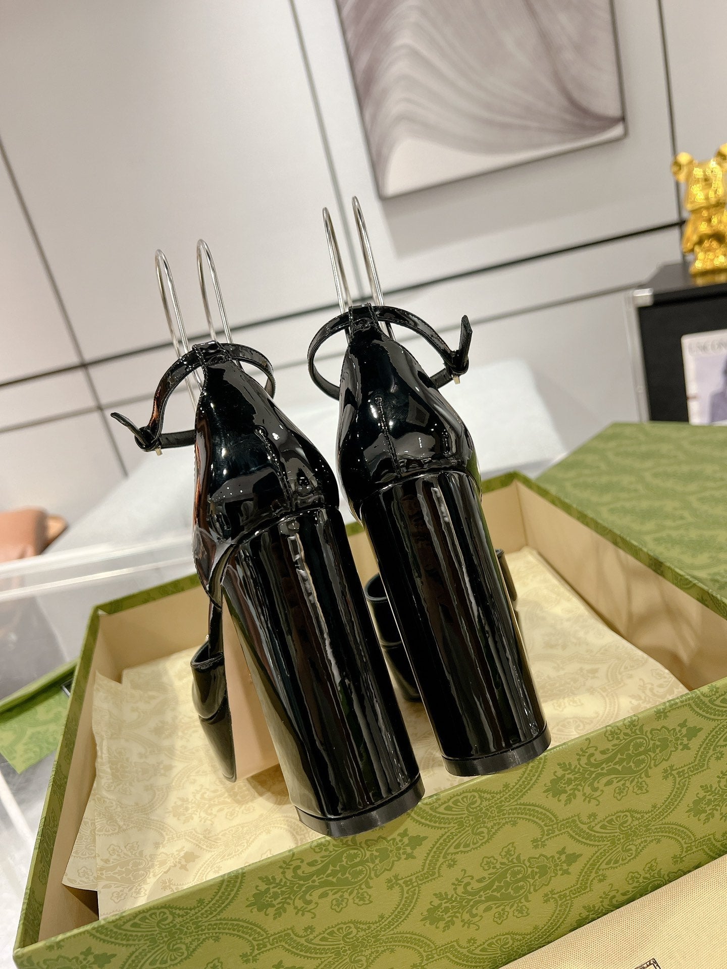 HIGH SANDAL SQUARE HEEL 12 CM IN BLACK CALFSKIN