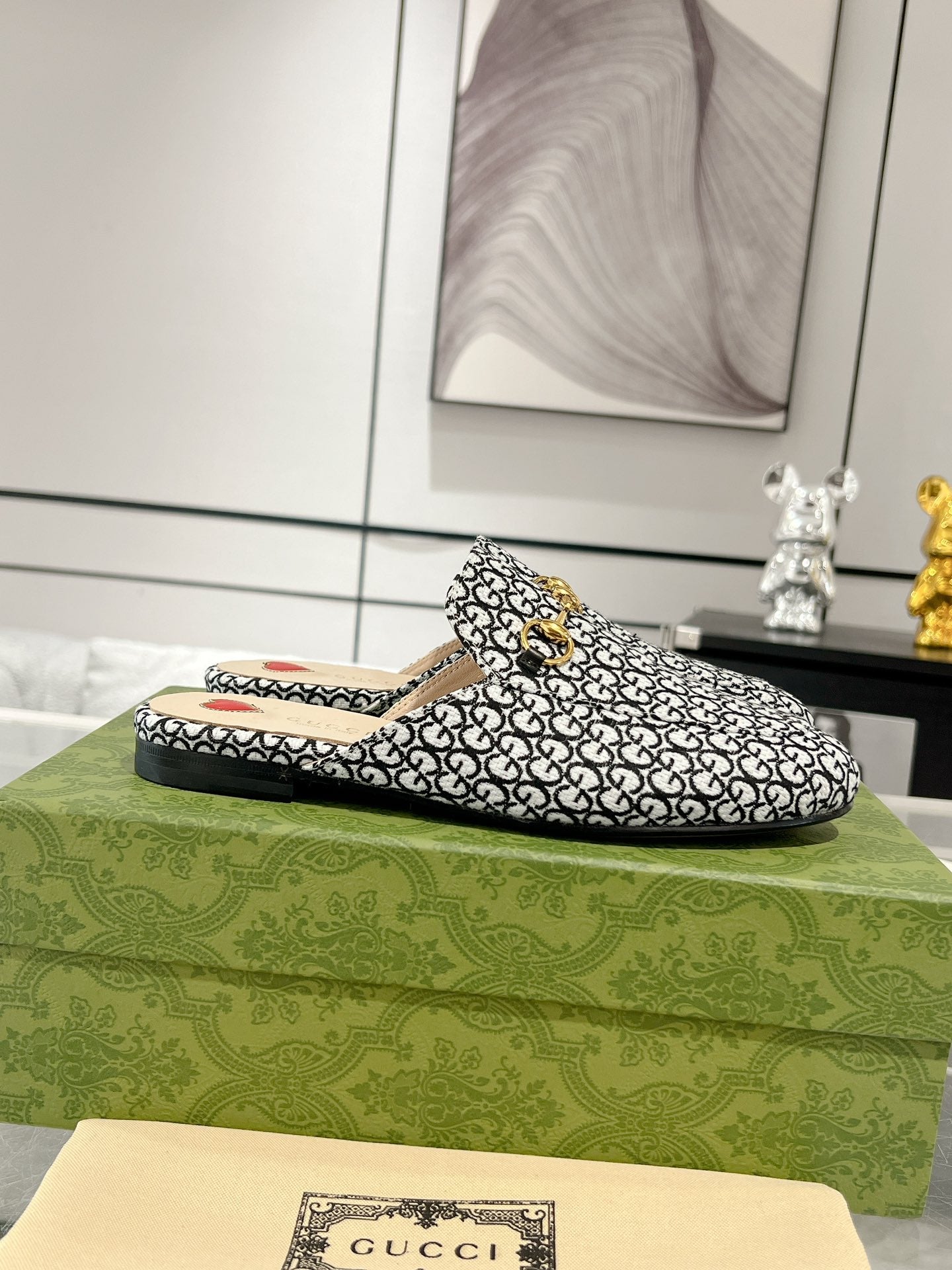 MEN'S MULE WITH HORSEBIT IN BLACK MIX WHITE MONOGRAM JACQUARD FABRIC