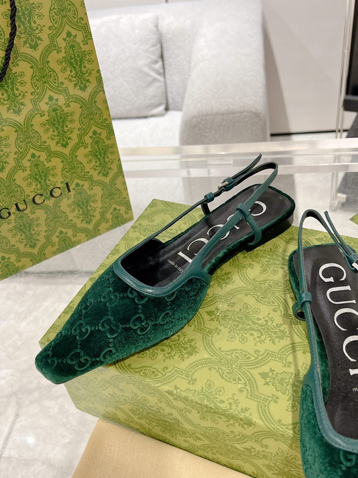 GG SLINGBACK FLATS CASTLETON GREEN VELVET