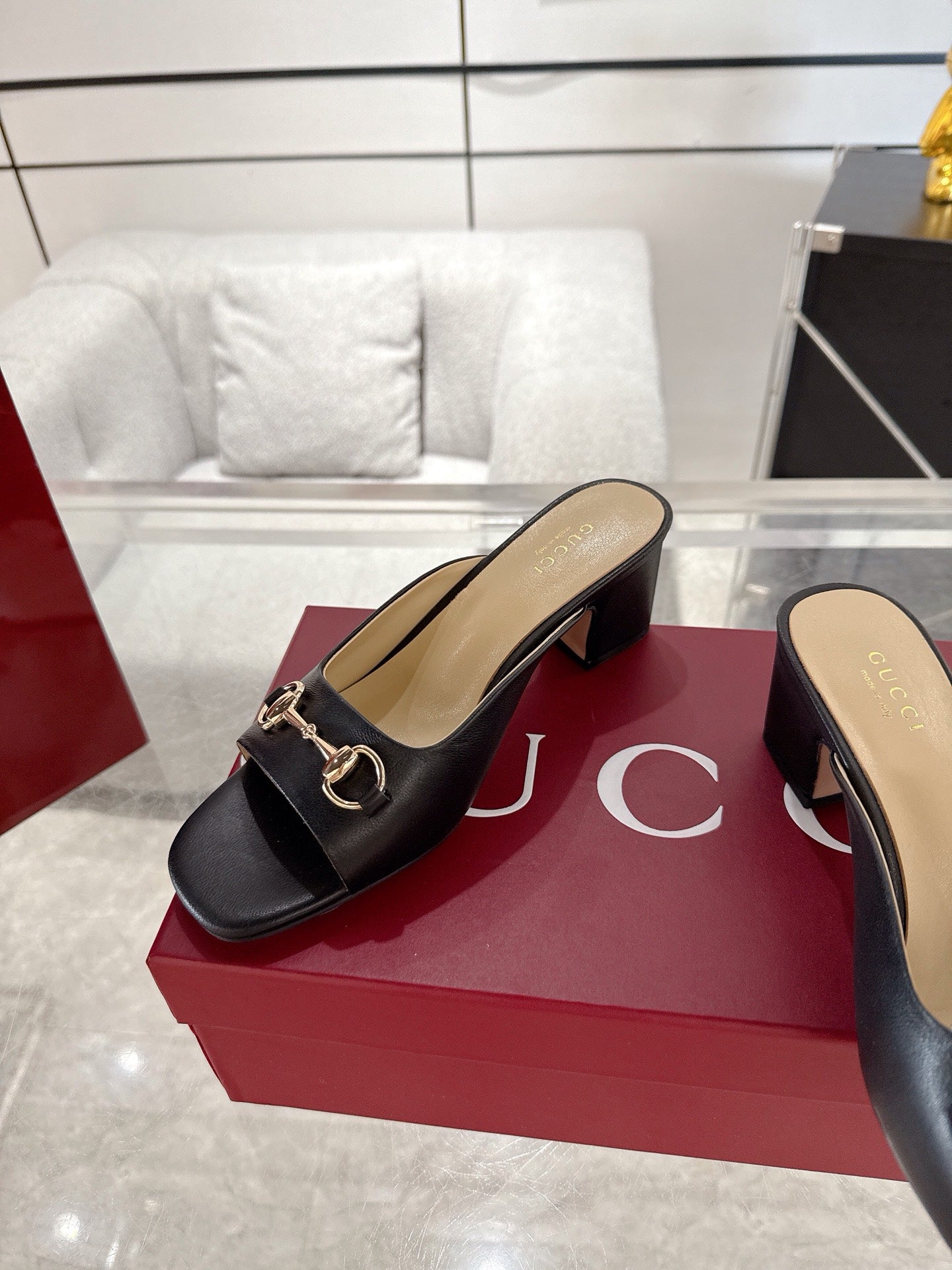 GC Horsebit Slide Black Cowhide 292404