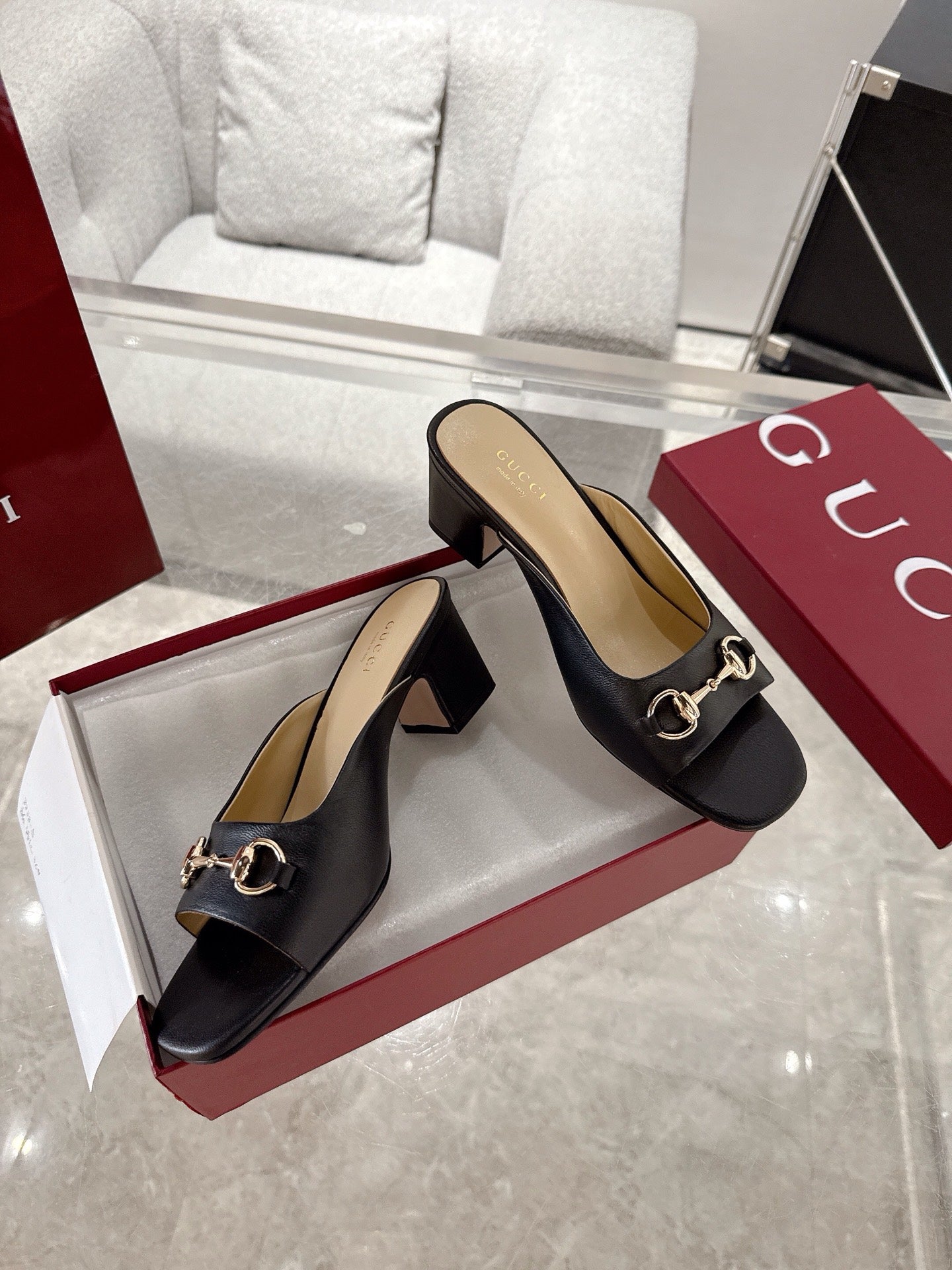 GC Horsebit Slide Black Cowhide 292404