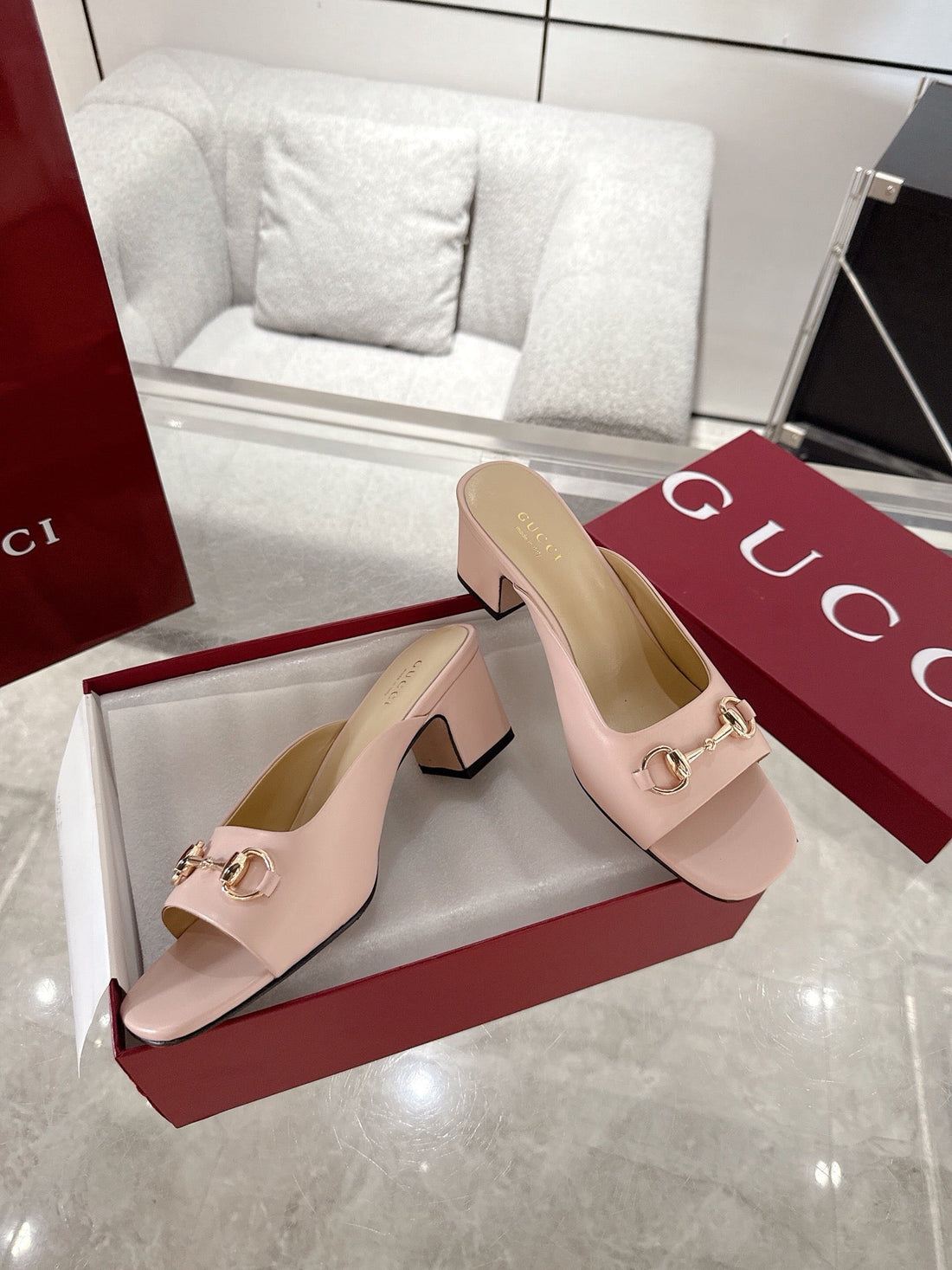 GC Horsebit Slide Pink Cowhide 292402