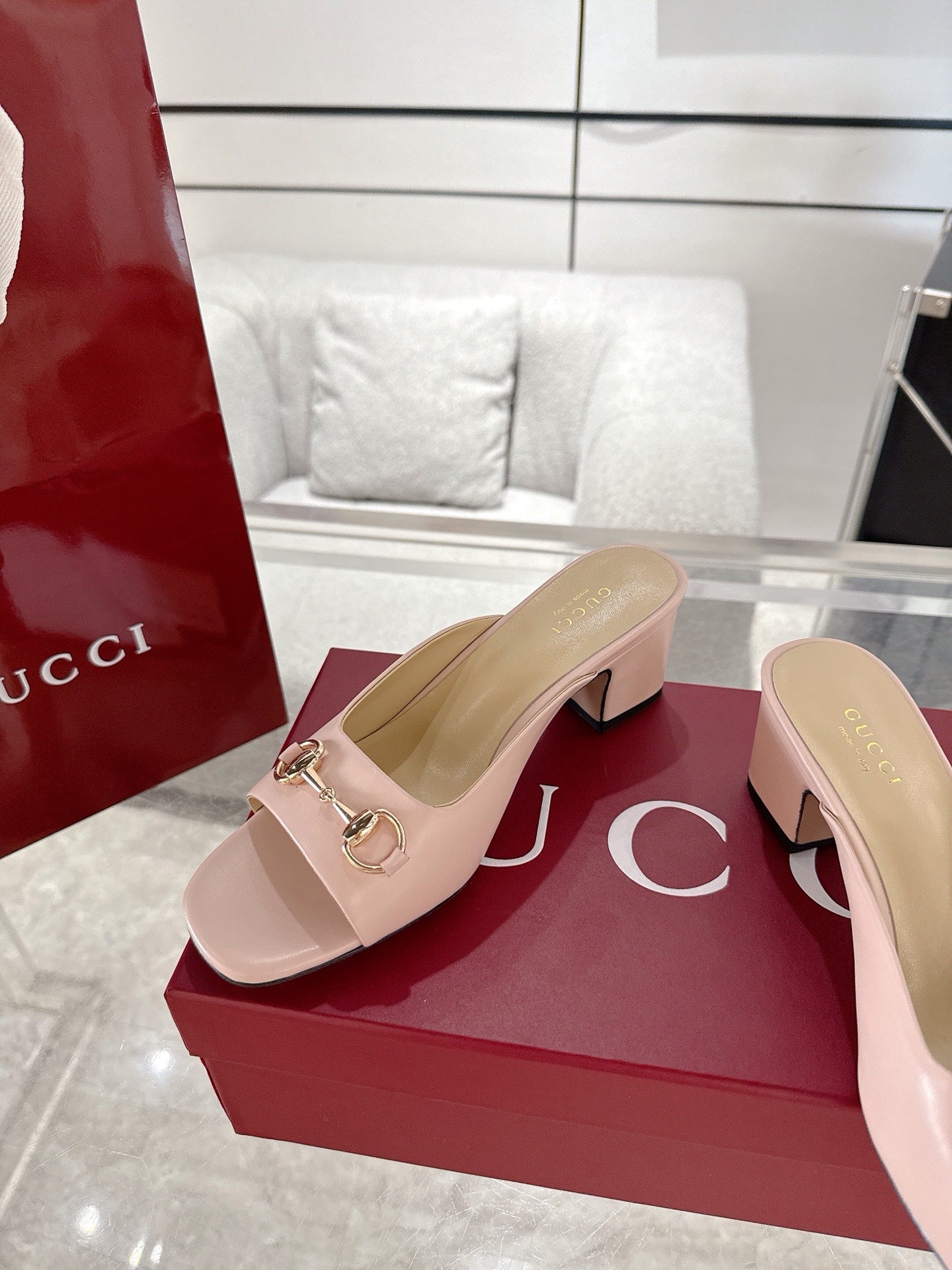 GC Horsebit Slide Pink Cowhide 292402