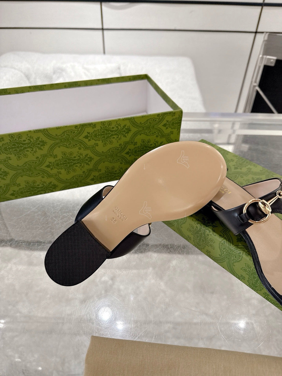 GC Horsebit Thong Sandals Black Leather 292477