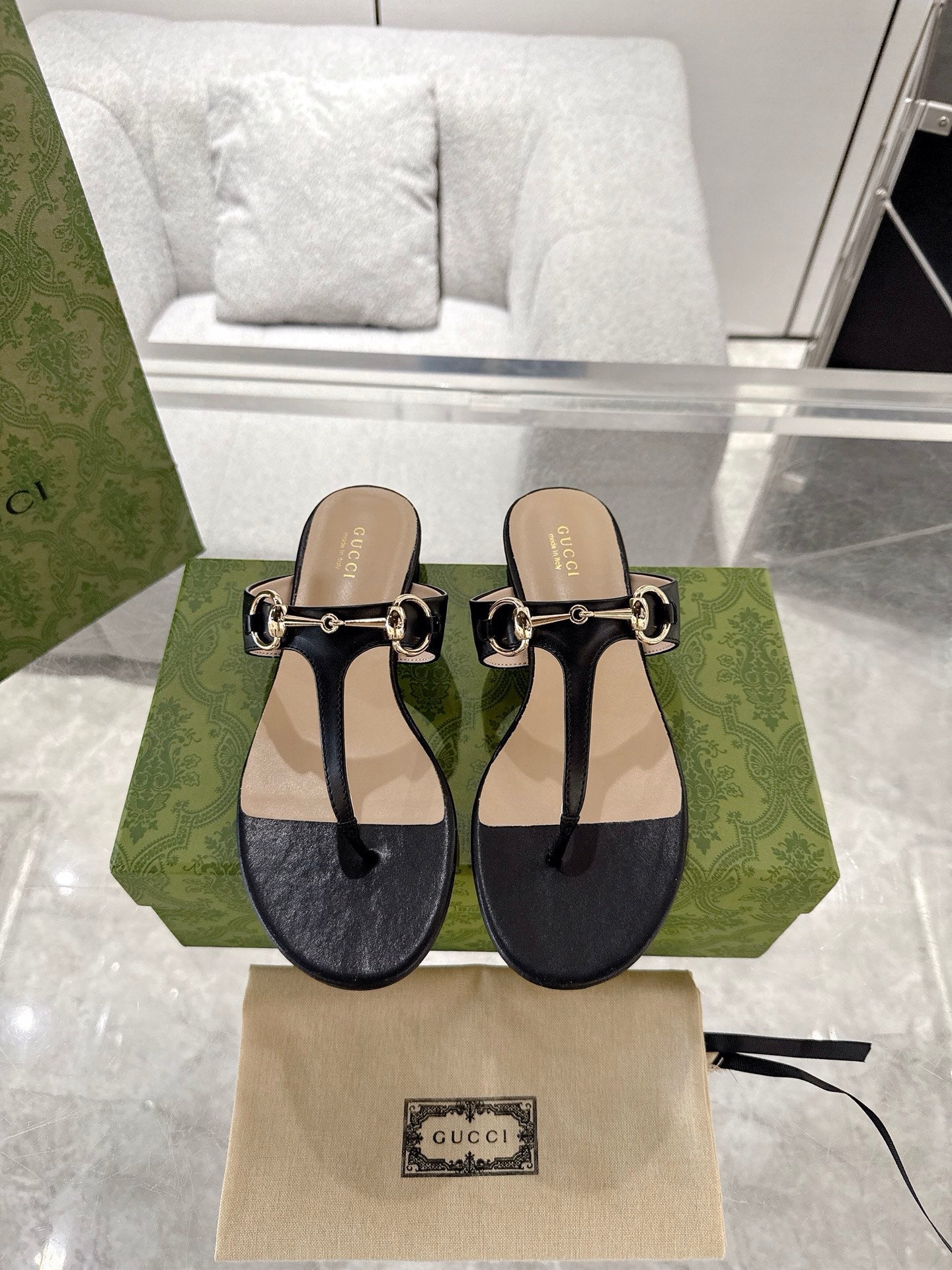 GC Horsebit Thong Sandals Black Leather 292477