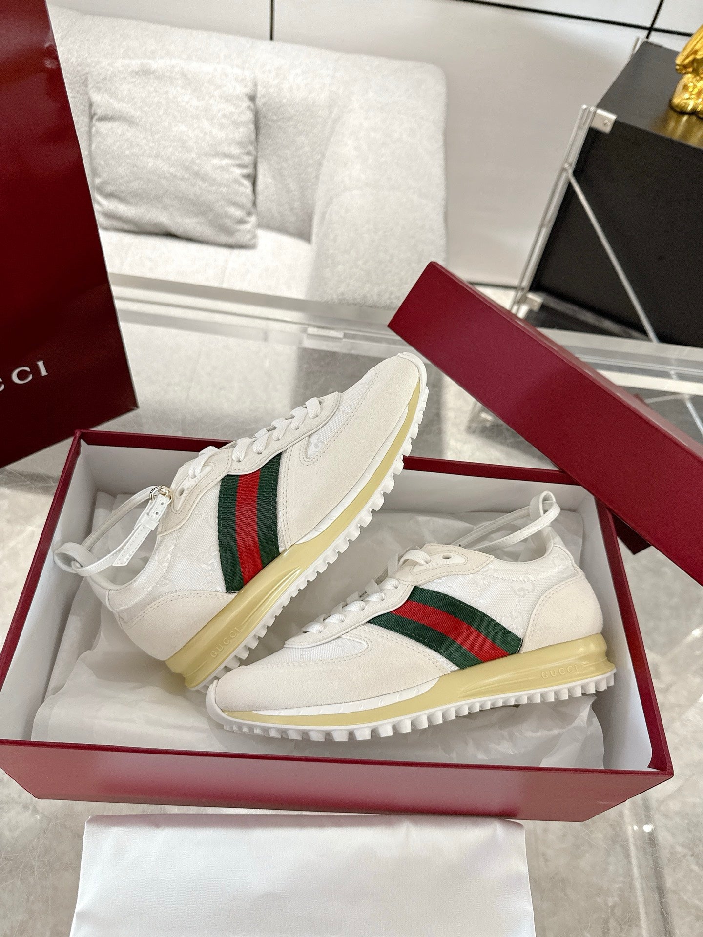 GC 2025 Re-Motion Sneaker White Suede Cowhide 292412