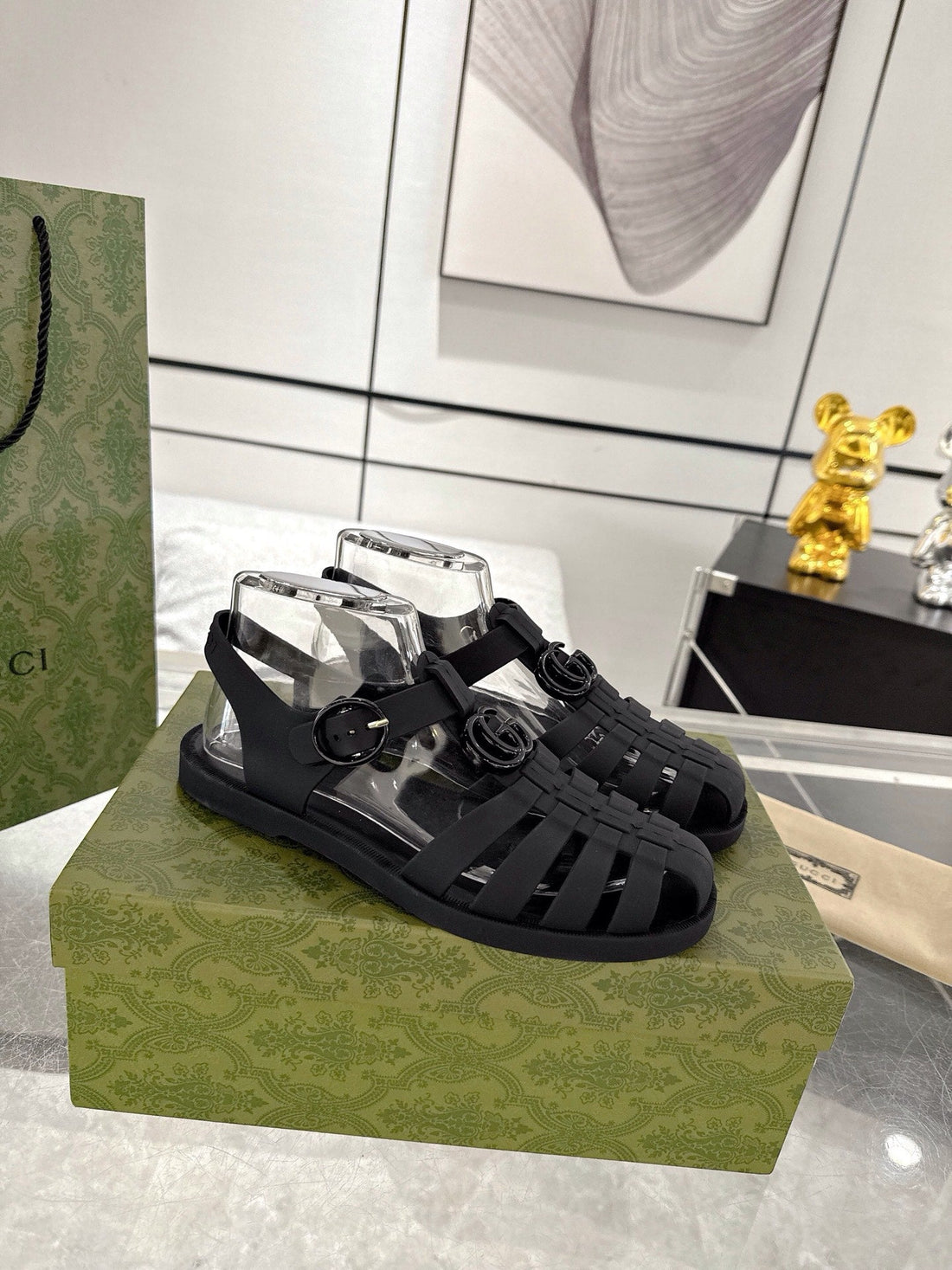 GC 25 Glossy Black Double G Sandal Black Rubber 292431