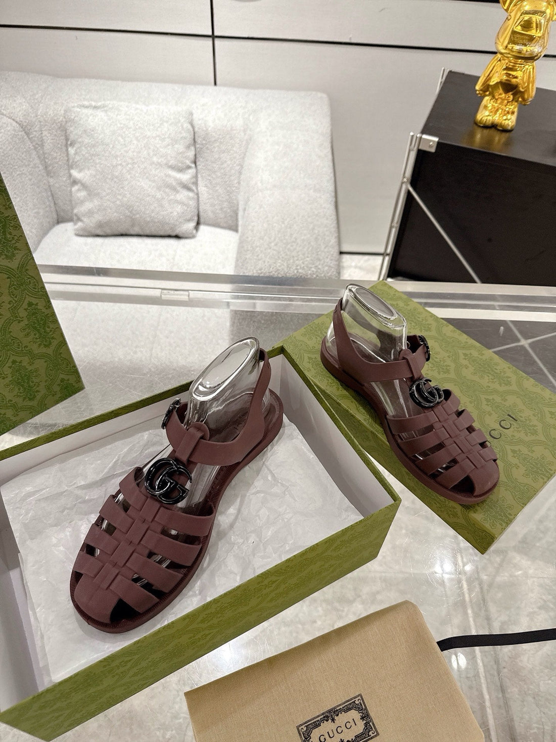 GC 25 Glossy Black Double G Sandal Bordeaux Rubber 292437