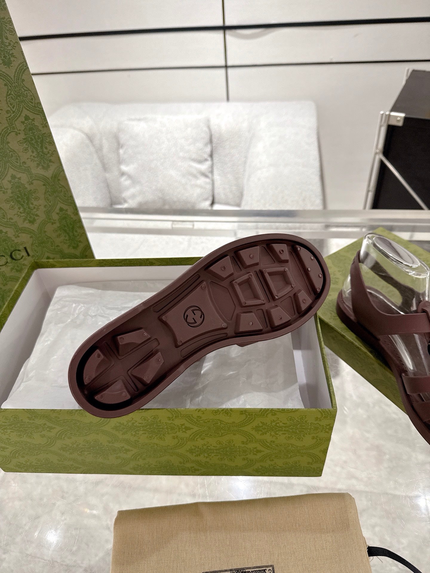 GC 25 Glossy Black Double G Sandal Bordeaux Rubber 292437