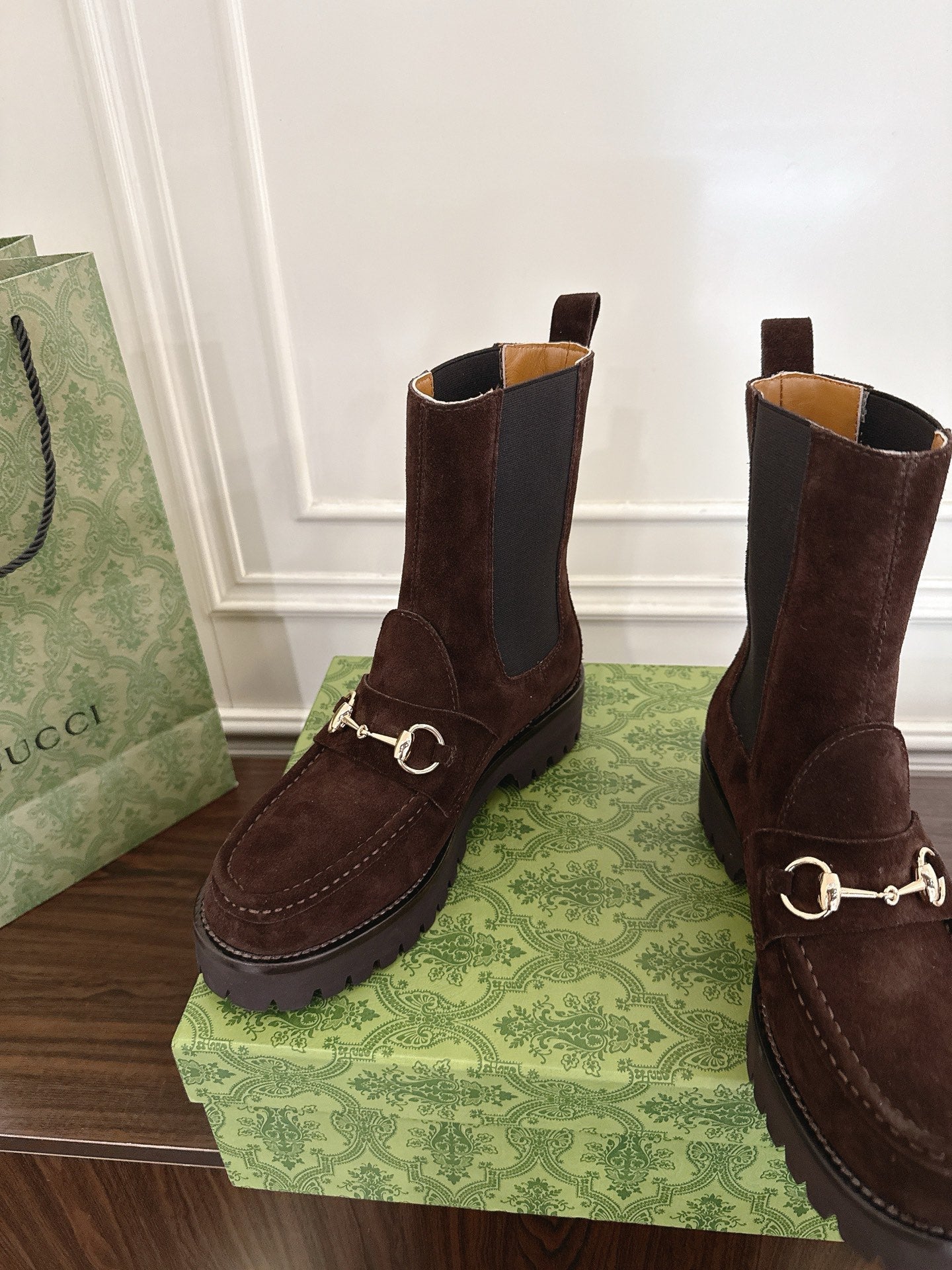 Gucci Horsebit Ankle Boots Dark Brown Black Suede Sheepskin 490527