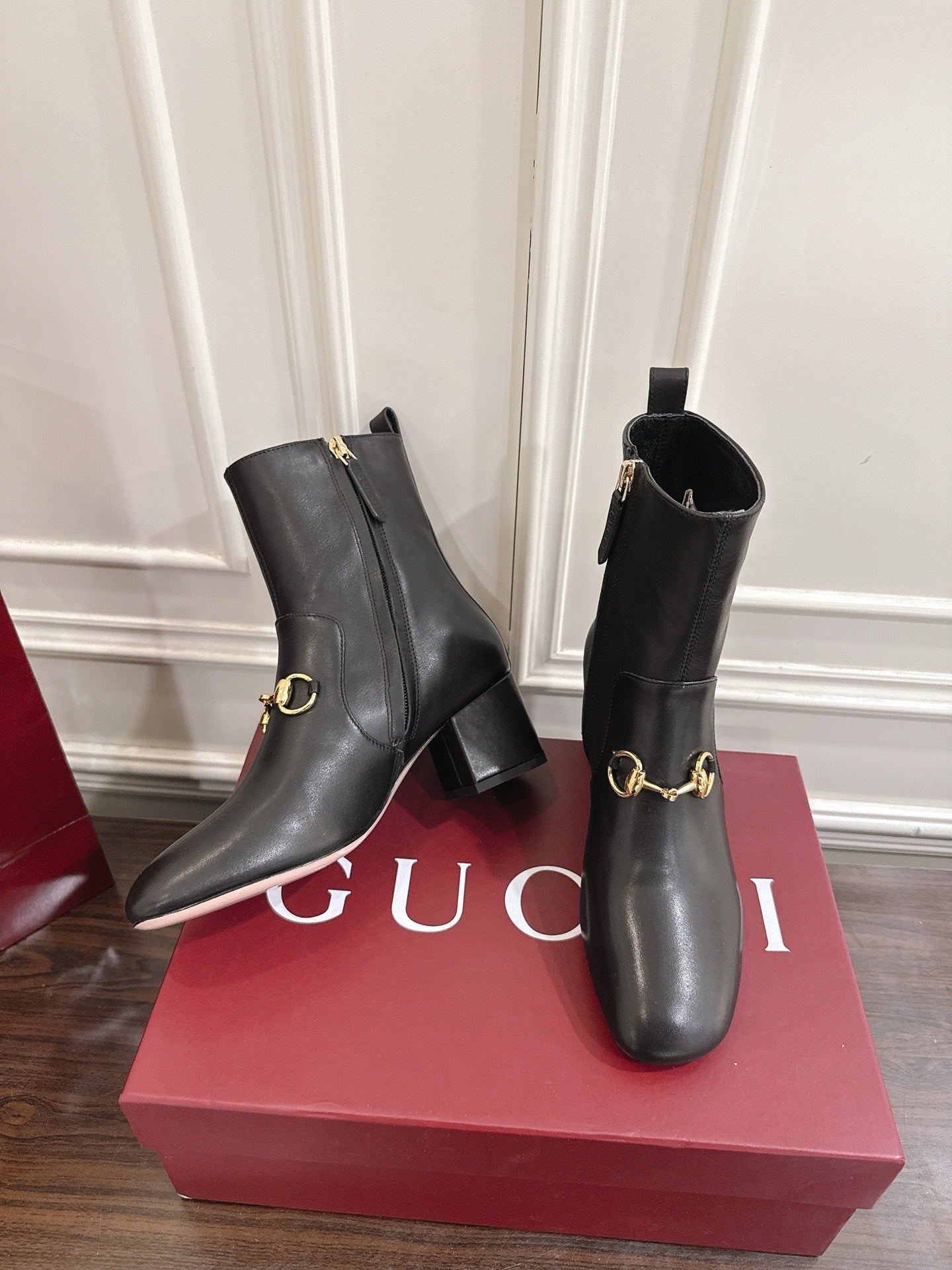 Gucci Horsebit Chunky Heel Ankle Boots Black Cowhide 490560