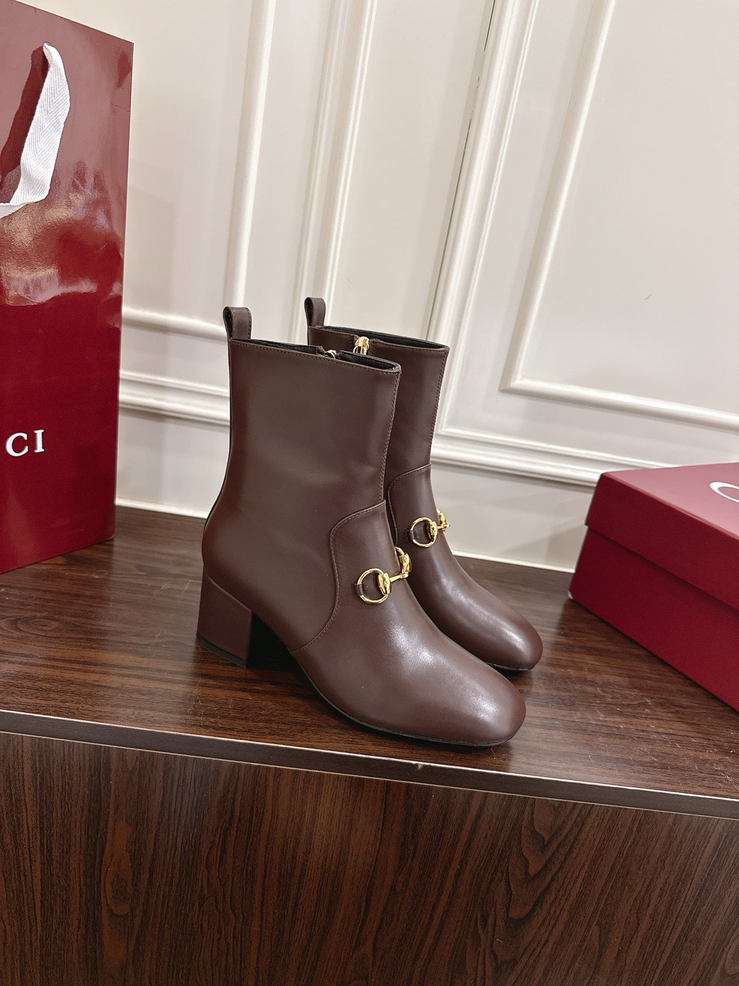 Gucci Horsebit Chunky Heel Ankle Boots Dark Brown Cowhide 490562