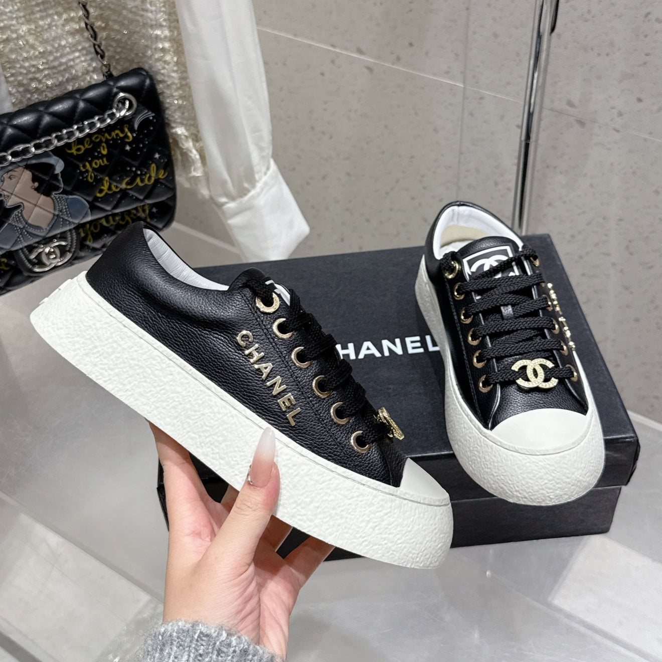 CC Sneaker Black cowhide  204661