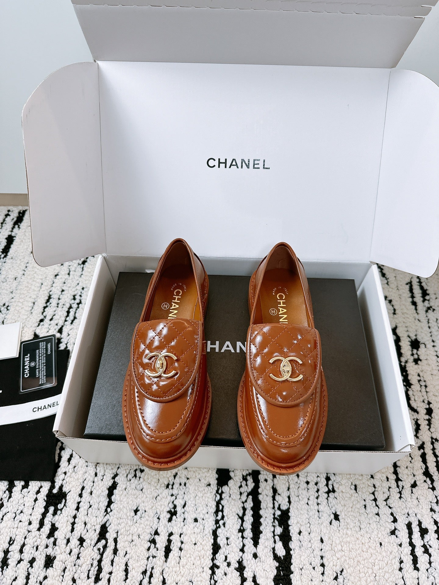 CC Moccasins 25mm In Caramel Glossy Lambskin  144647