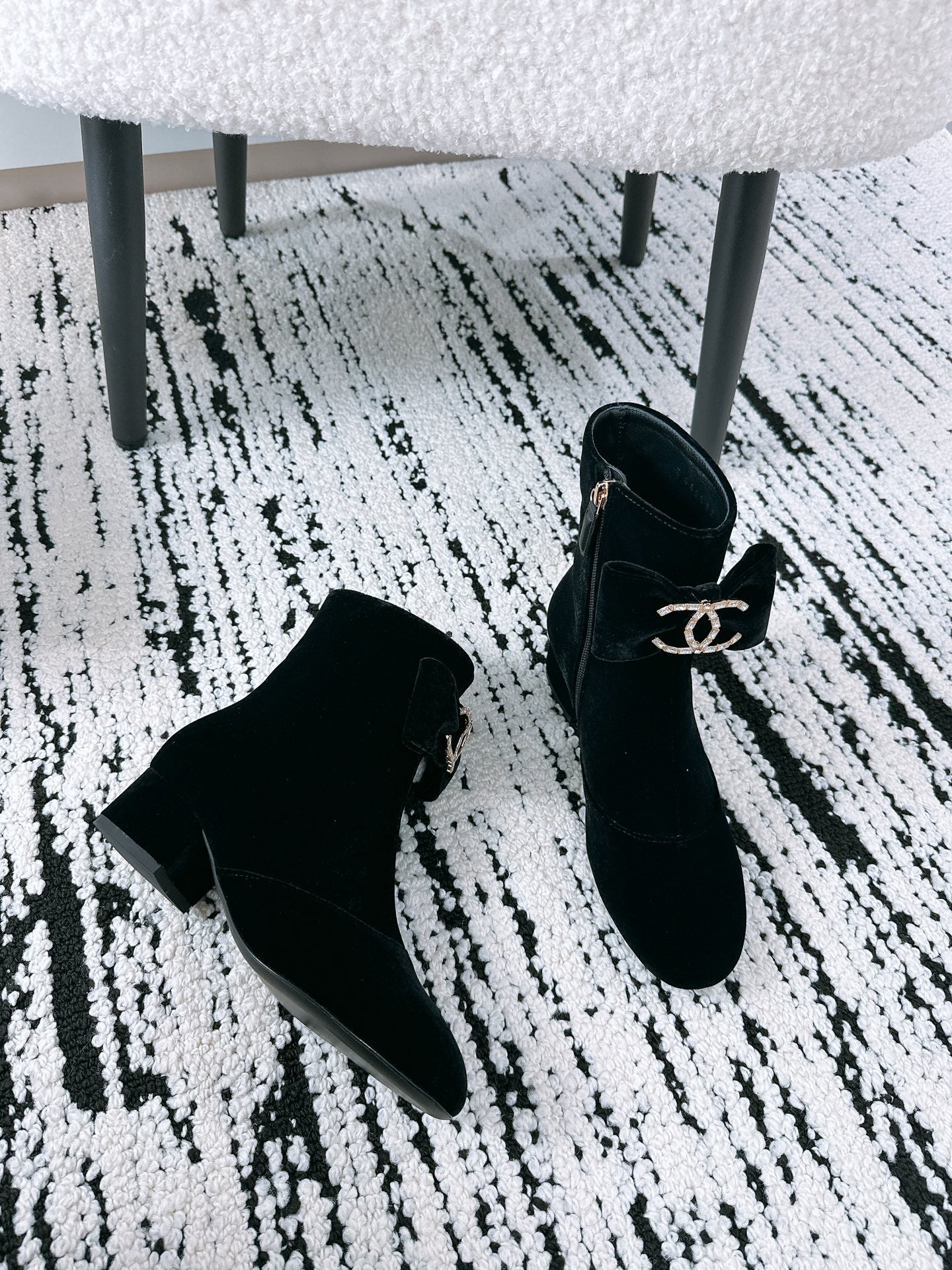 CC Ankle Boots In Black Velvet With Bow Tie 144659