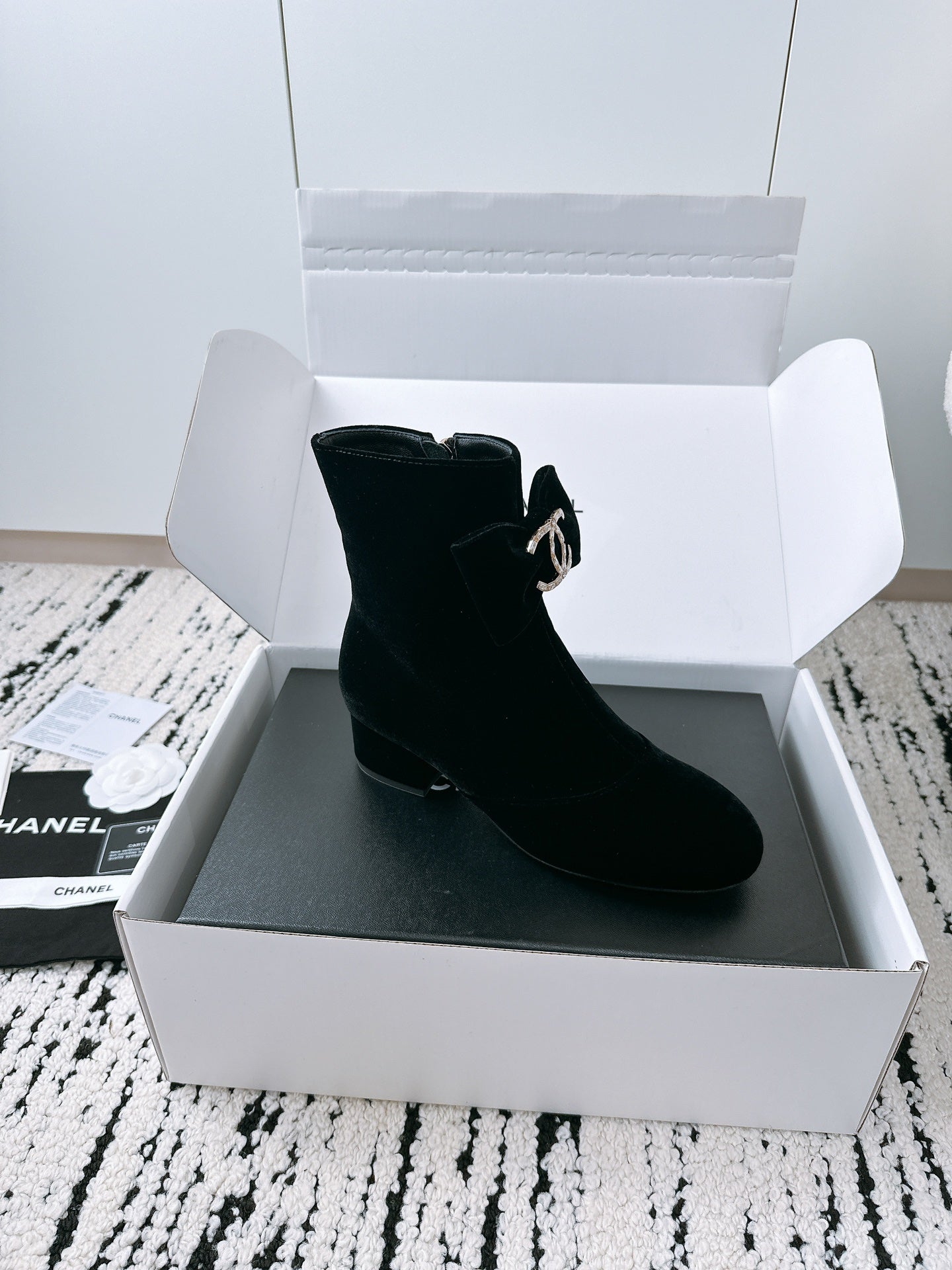 CC Ankle Boots In Black Velvet With Bow Tie 144659