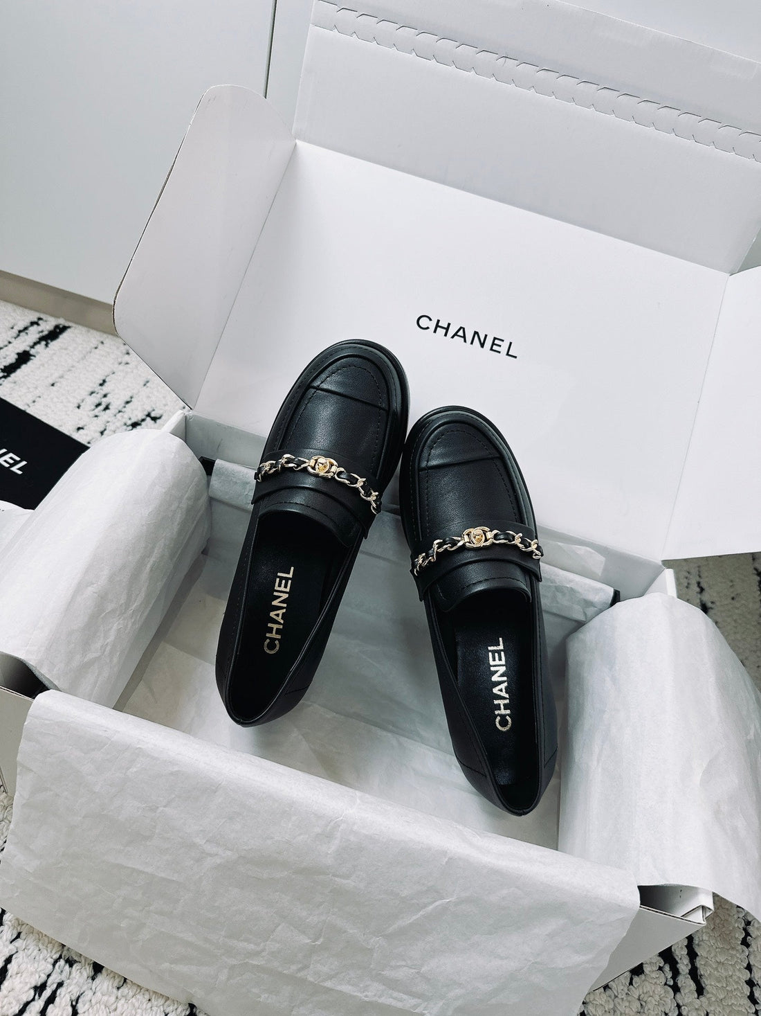 CC Moccasins 55mm In Black Lambskin With Chain  144479