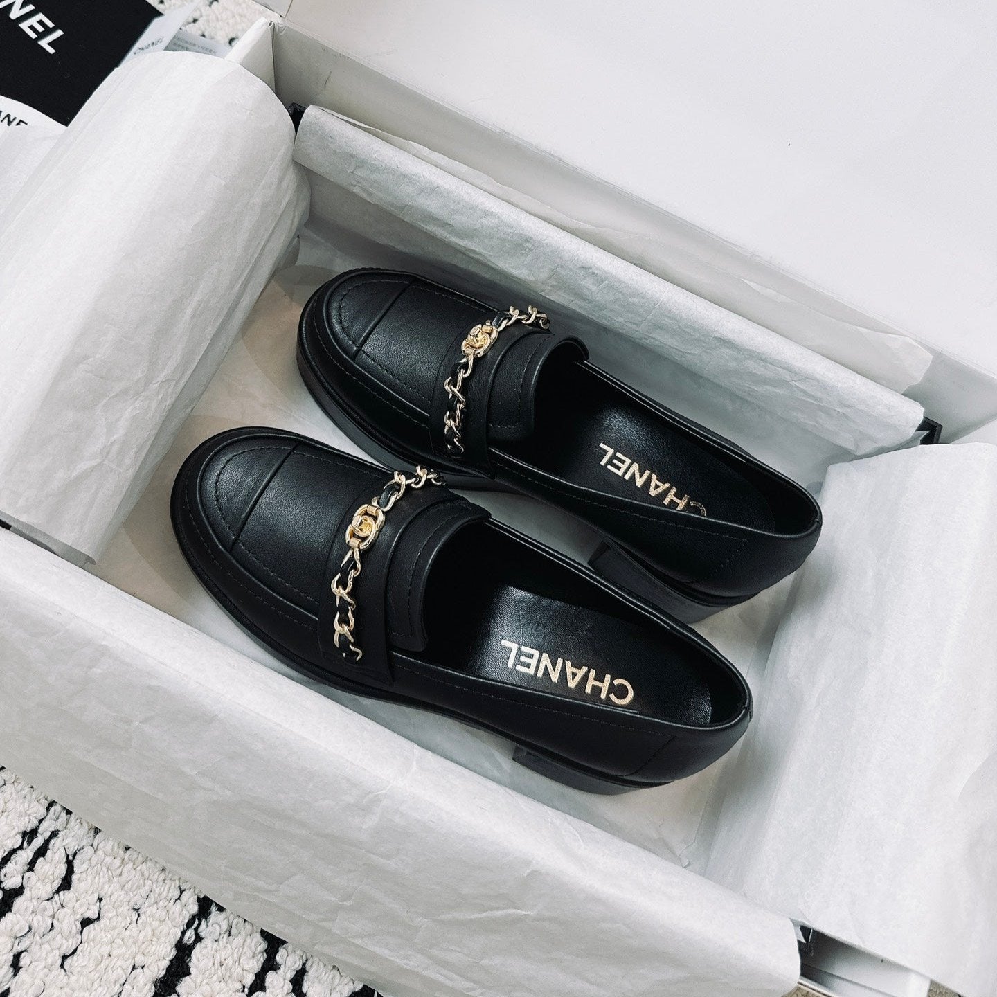 CC Moccasins 55mm In Black Lambskin With Chain  144479