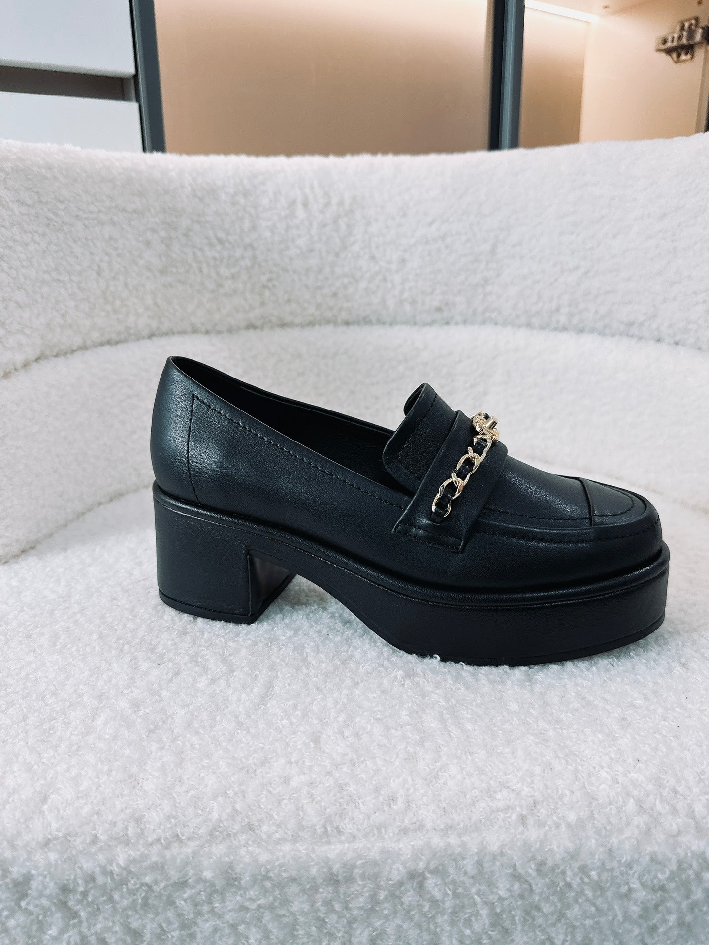 CC Moccasins 55mm In Black Lambskin With Chain  144479