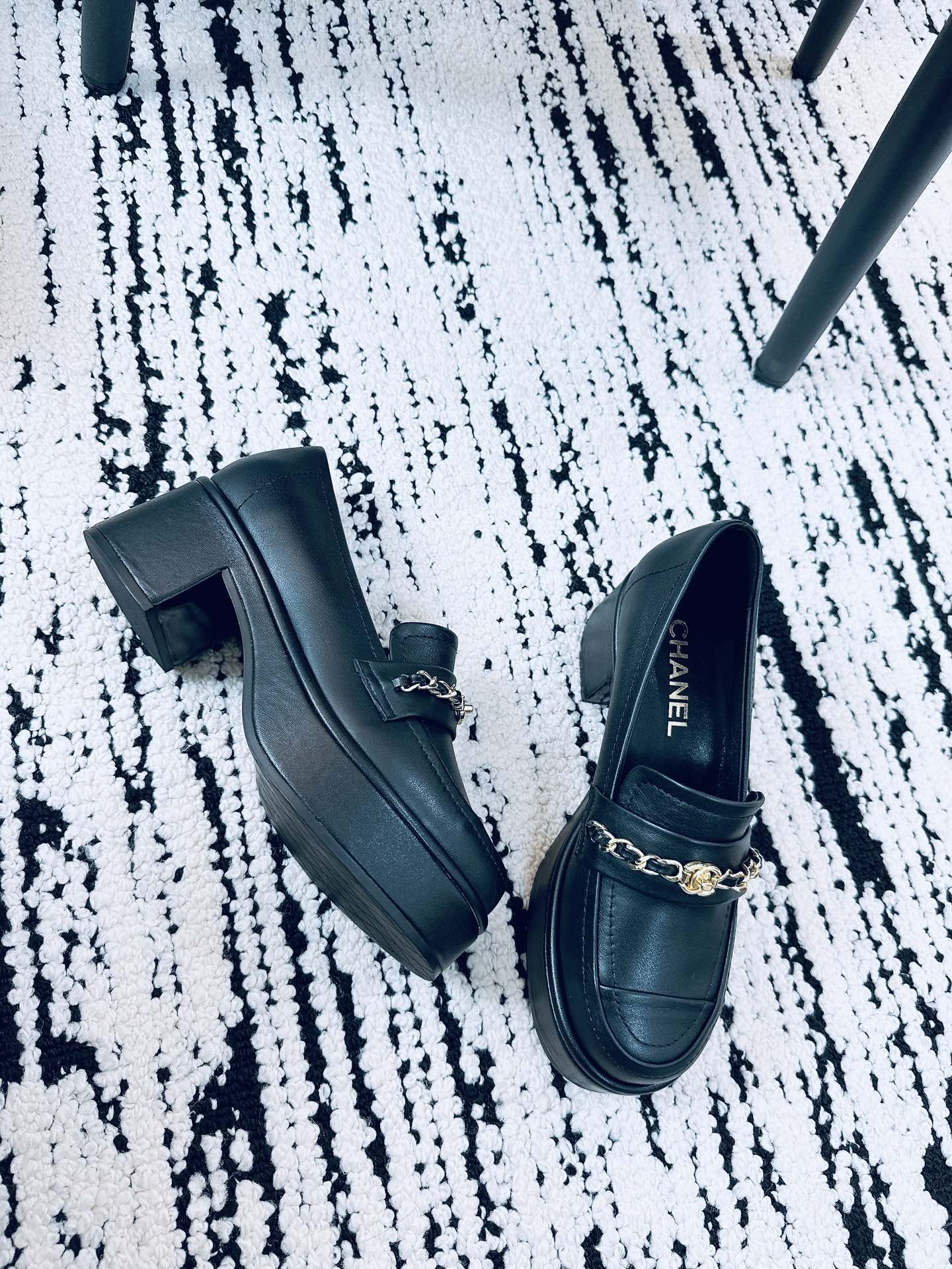 CC Moccasins 55mm In Black Lambskin With Chain  144479