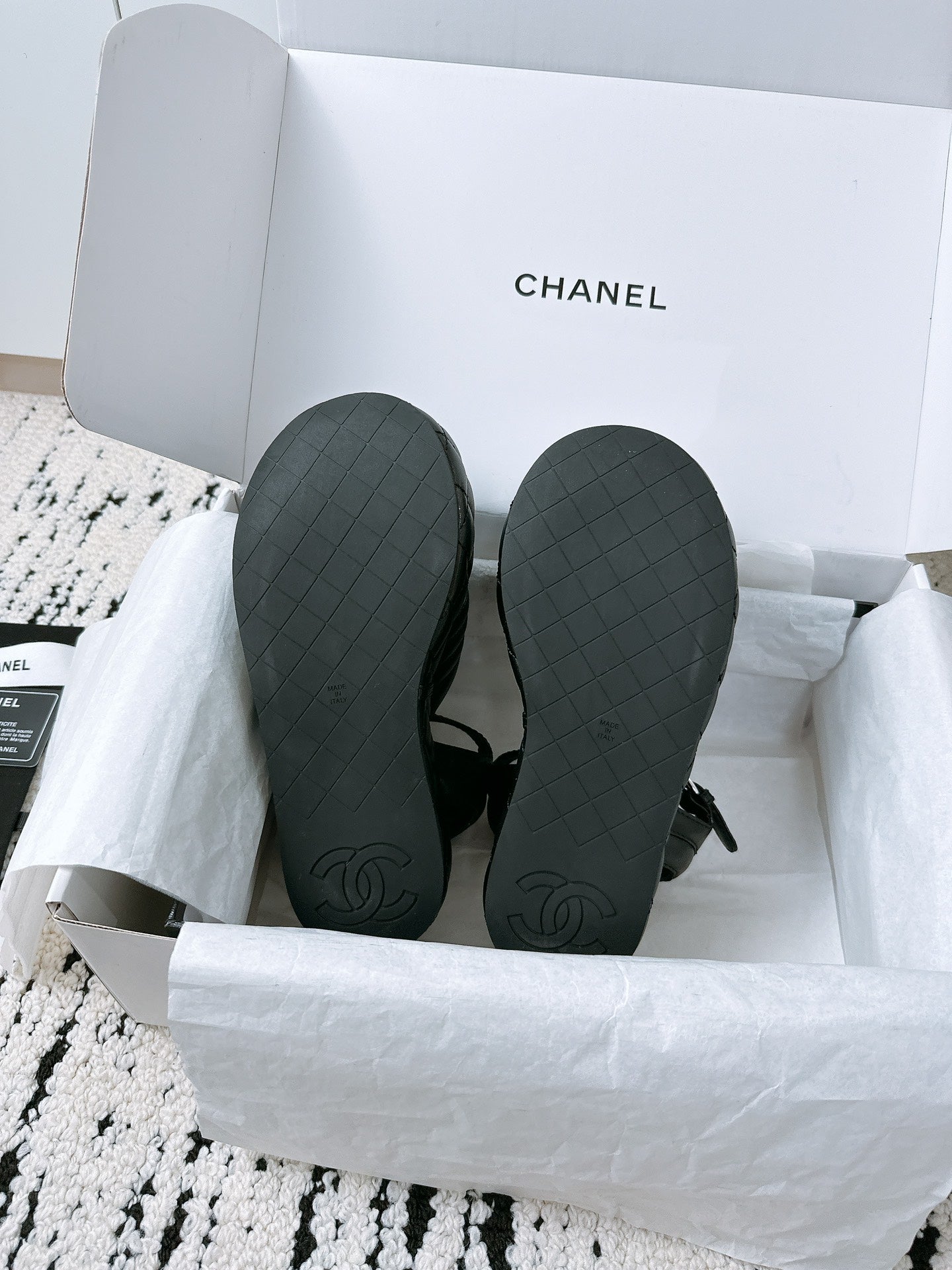 CC Sandals In Black Lambskin 144528