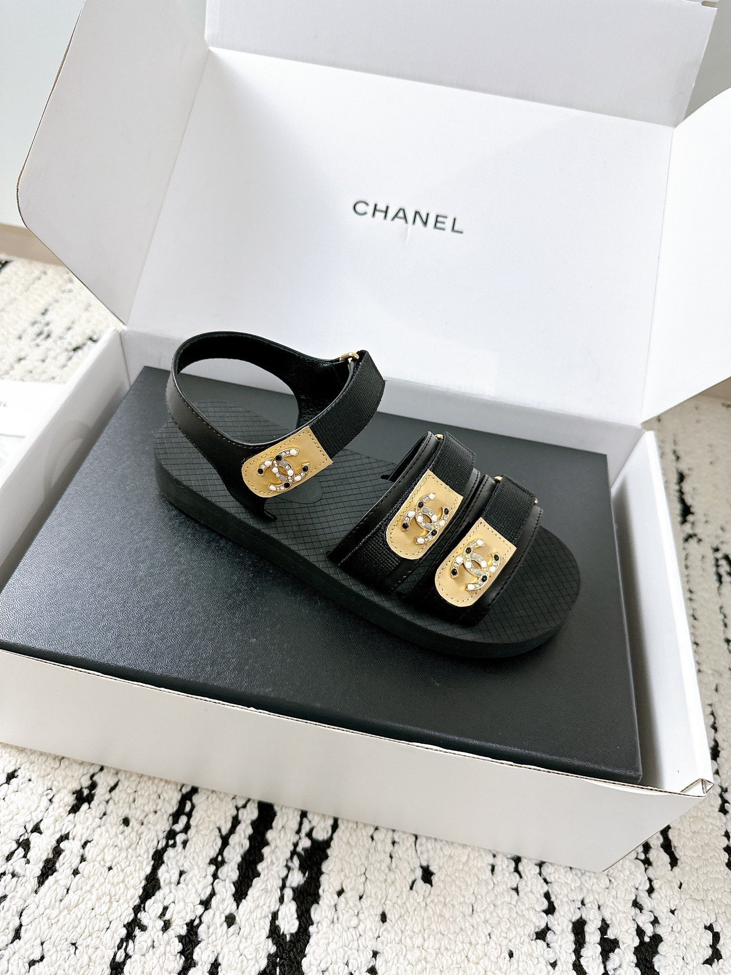 CC 25 Dad Sandals Black Fabric Leather 300167