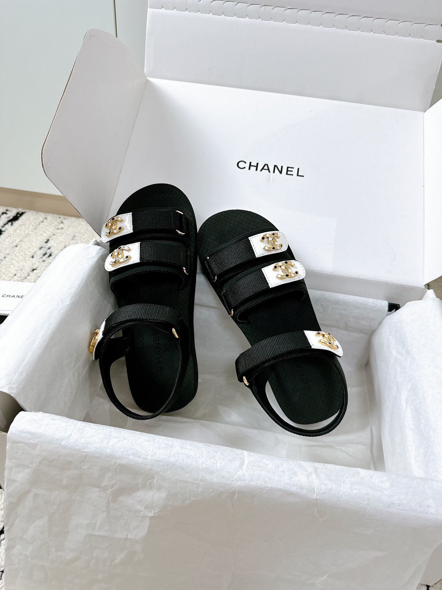 CC 25 Dad Sandals Black White Fabric Leather 300168