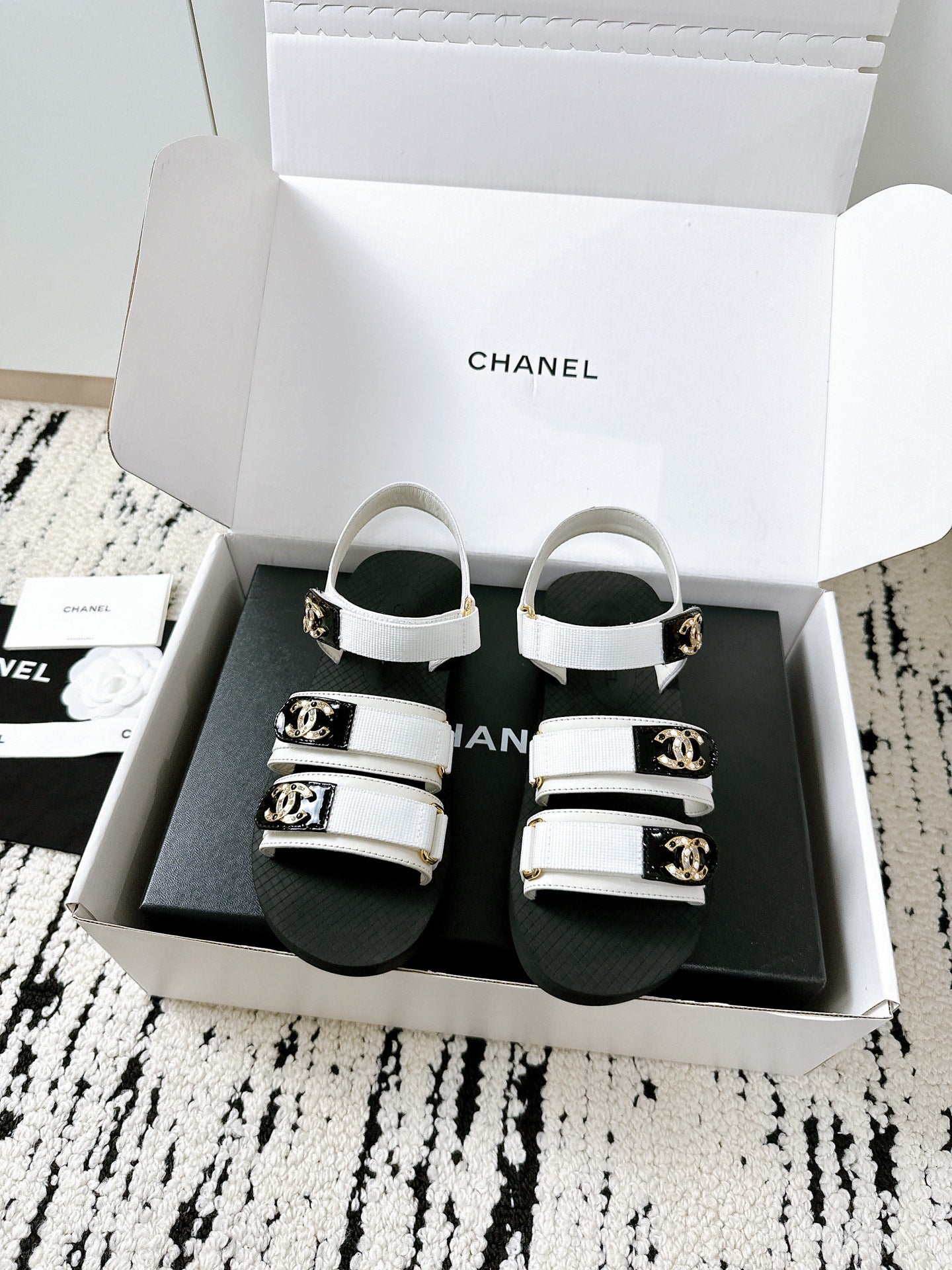 CC 25 Dad Sandals White Fabric Leather 300170