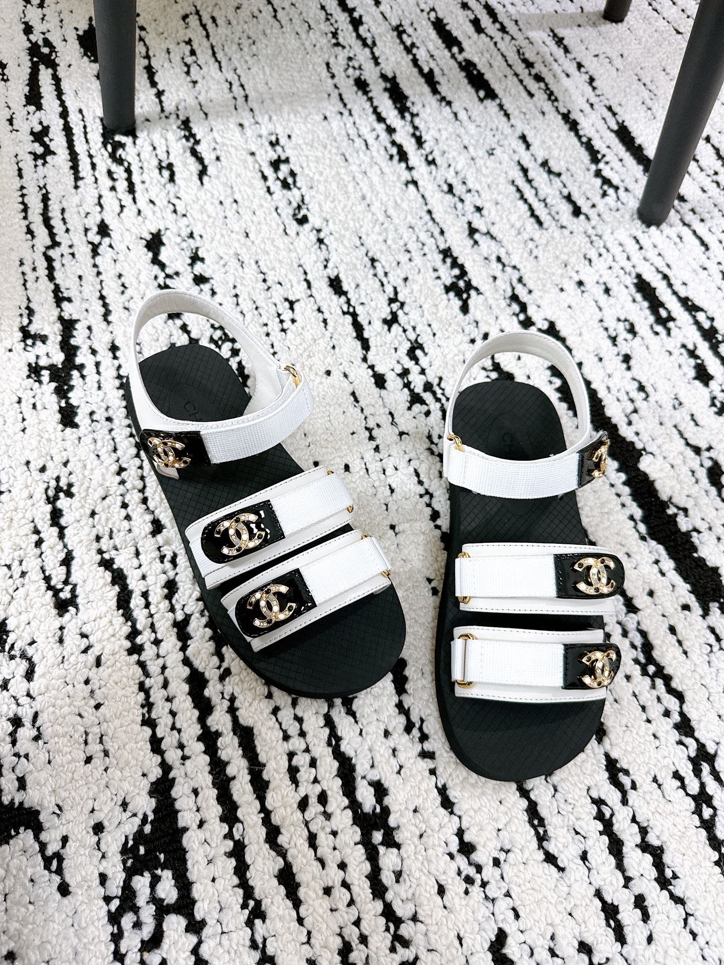 CC 25 Dad Sandals White Fabric Leather 300170