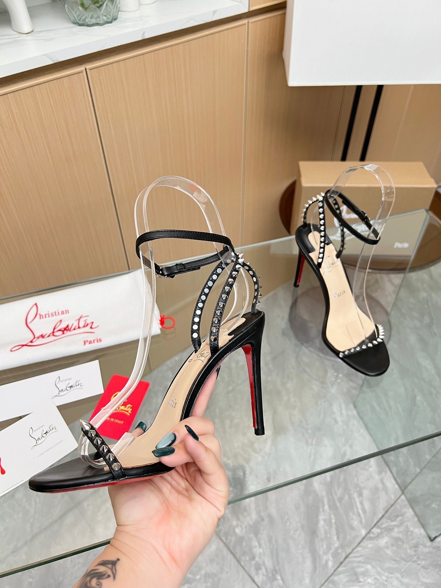 CL So Me 105 mm Strappy Sandals Black  Imported Rivets with Sheepskin 251021