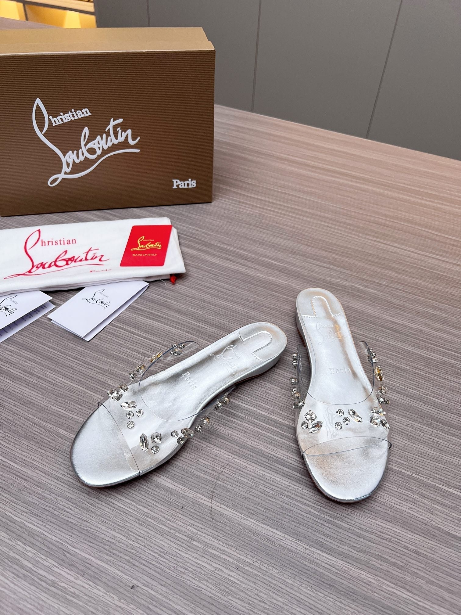 CL Slippers Silver PVC and Iridescent Nappa Leather 251047
