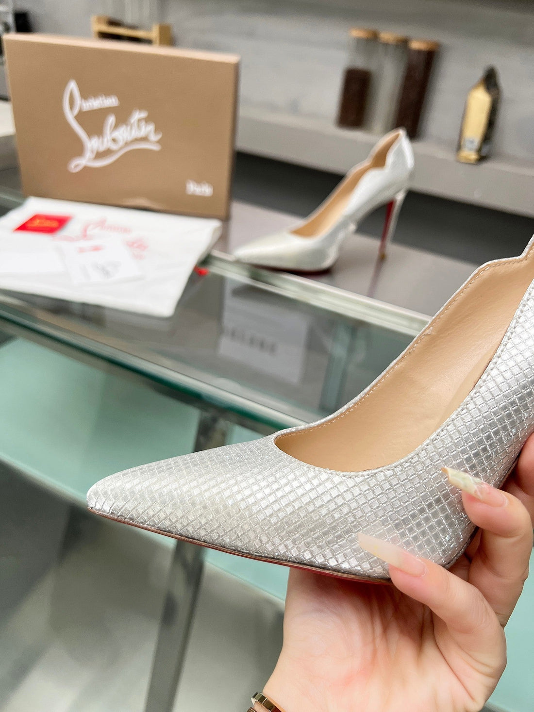 CL Hot Chick Pumps 100mm Sequin Fabric Silver