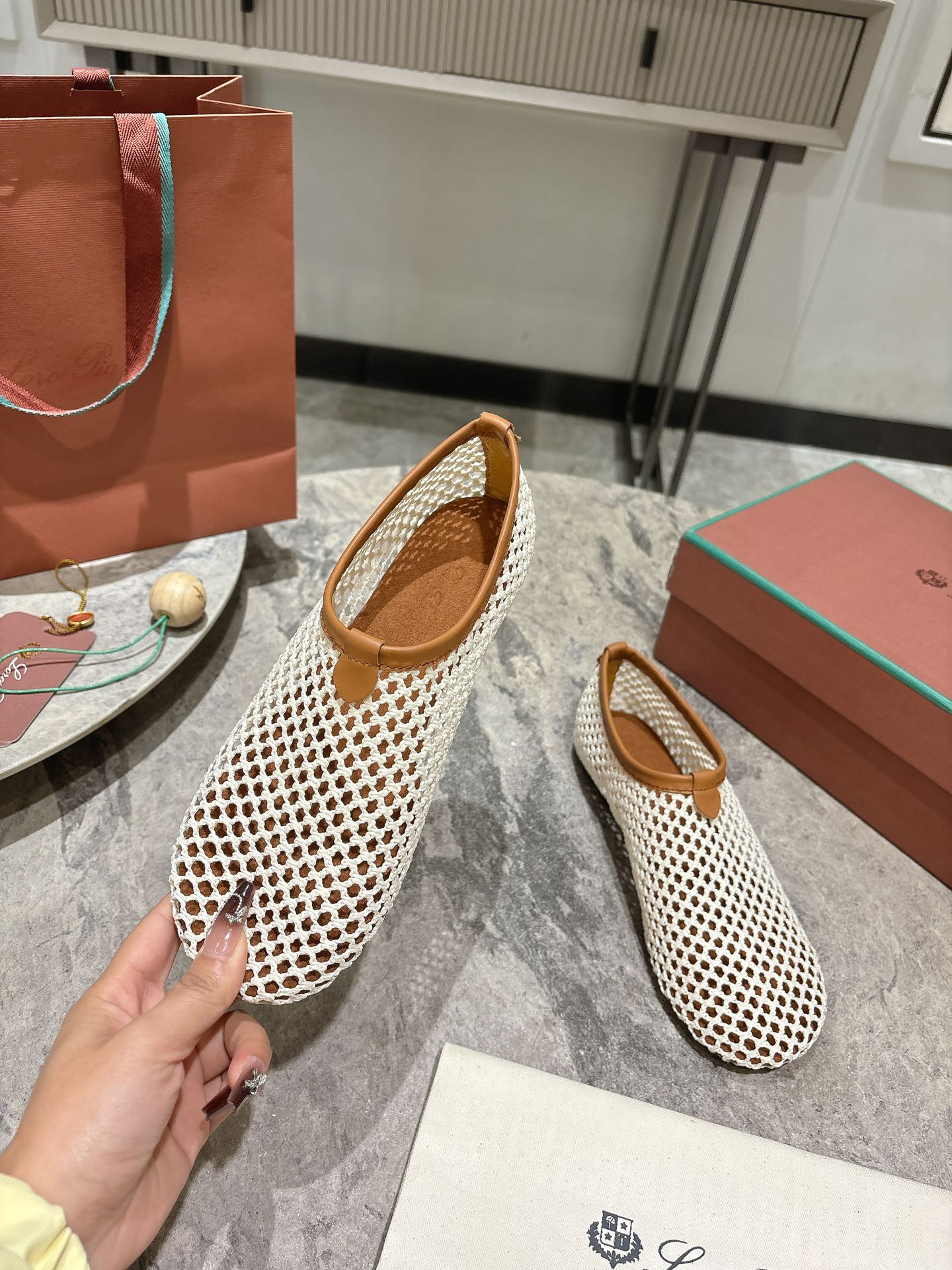 LP hollow knit ballet flats beige  original leather 379024