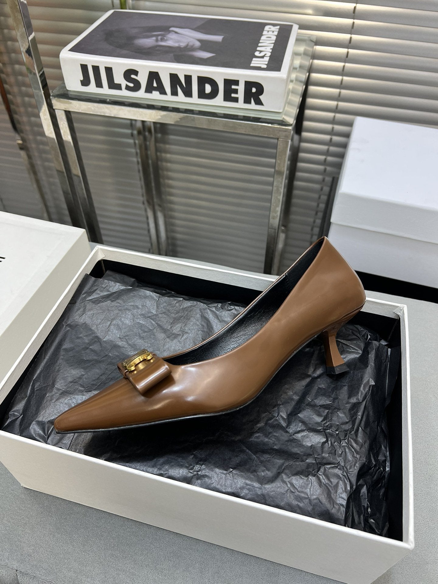 cl pumps 50 dark brown calfskin