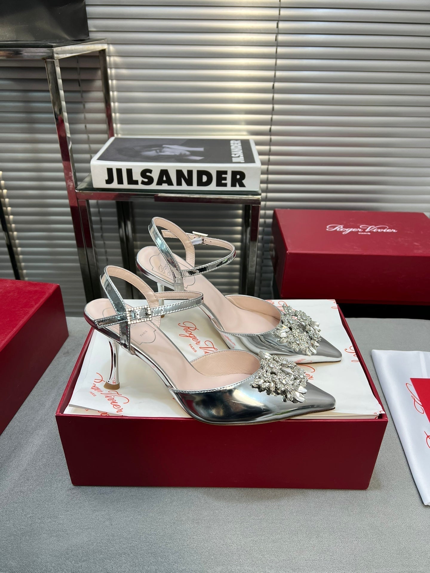 Flower Strass Buckle Slingback Pump 90 Silver