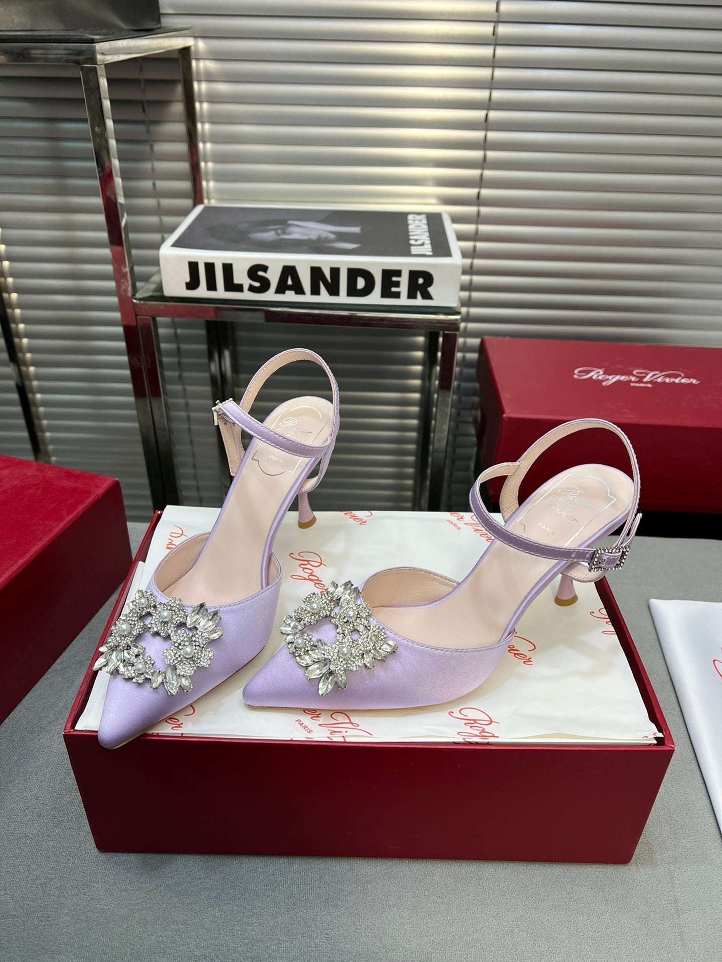 Flower Strass Buckle Slingback Pump 90 Violet Satin