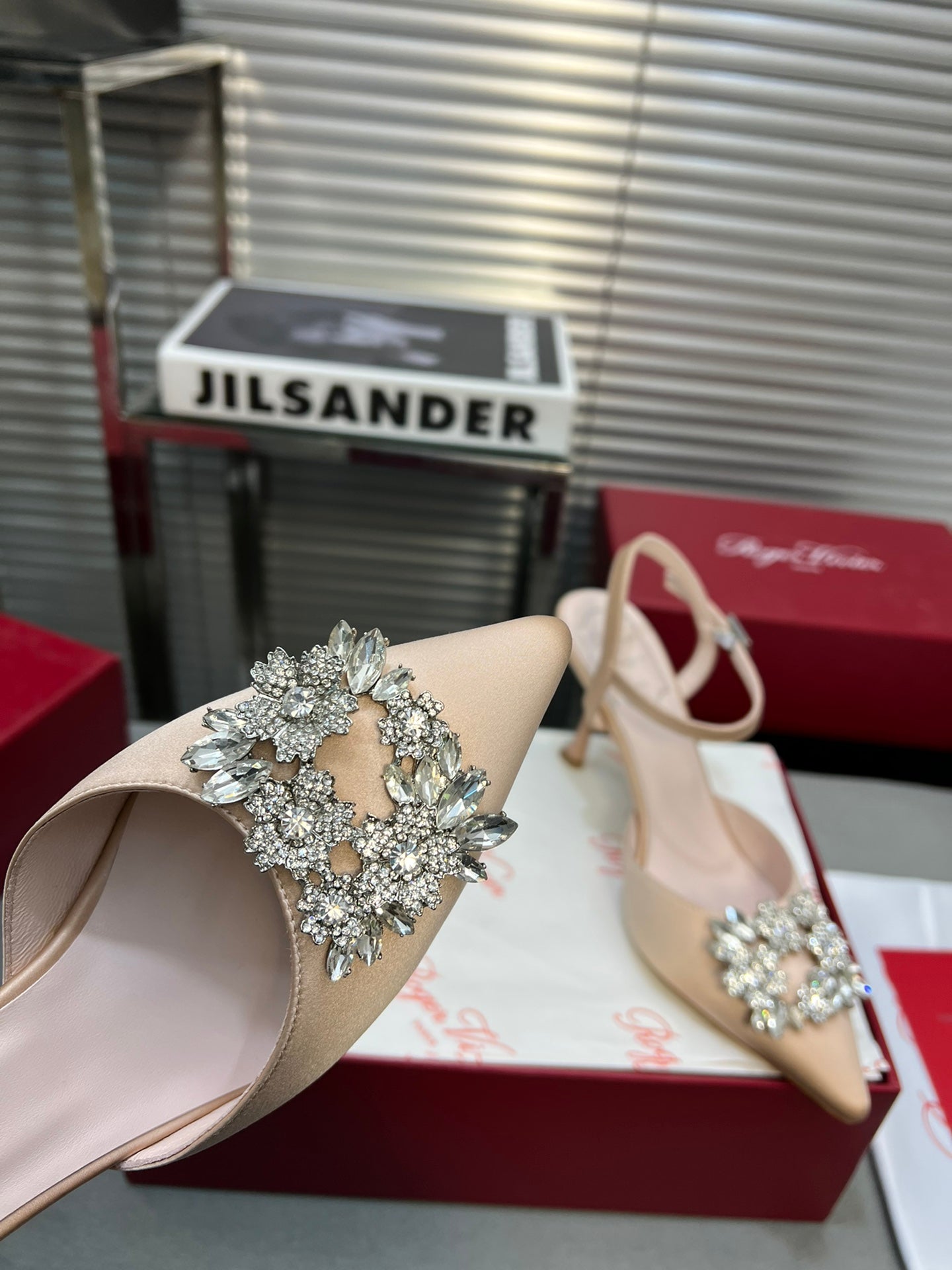 Flower Strass Buckle Slingback Pump 90 Beige Satin