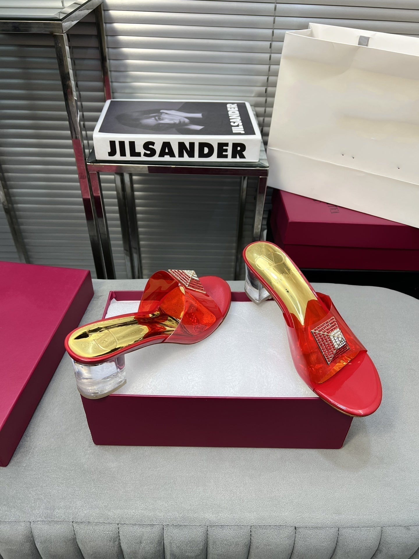 Heeled Sandals 6cm with Crystal Square Buckle Gold and Red