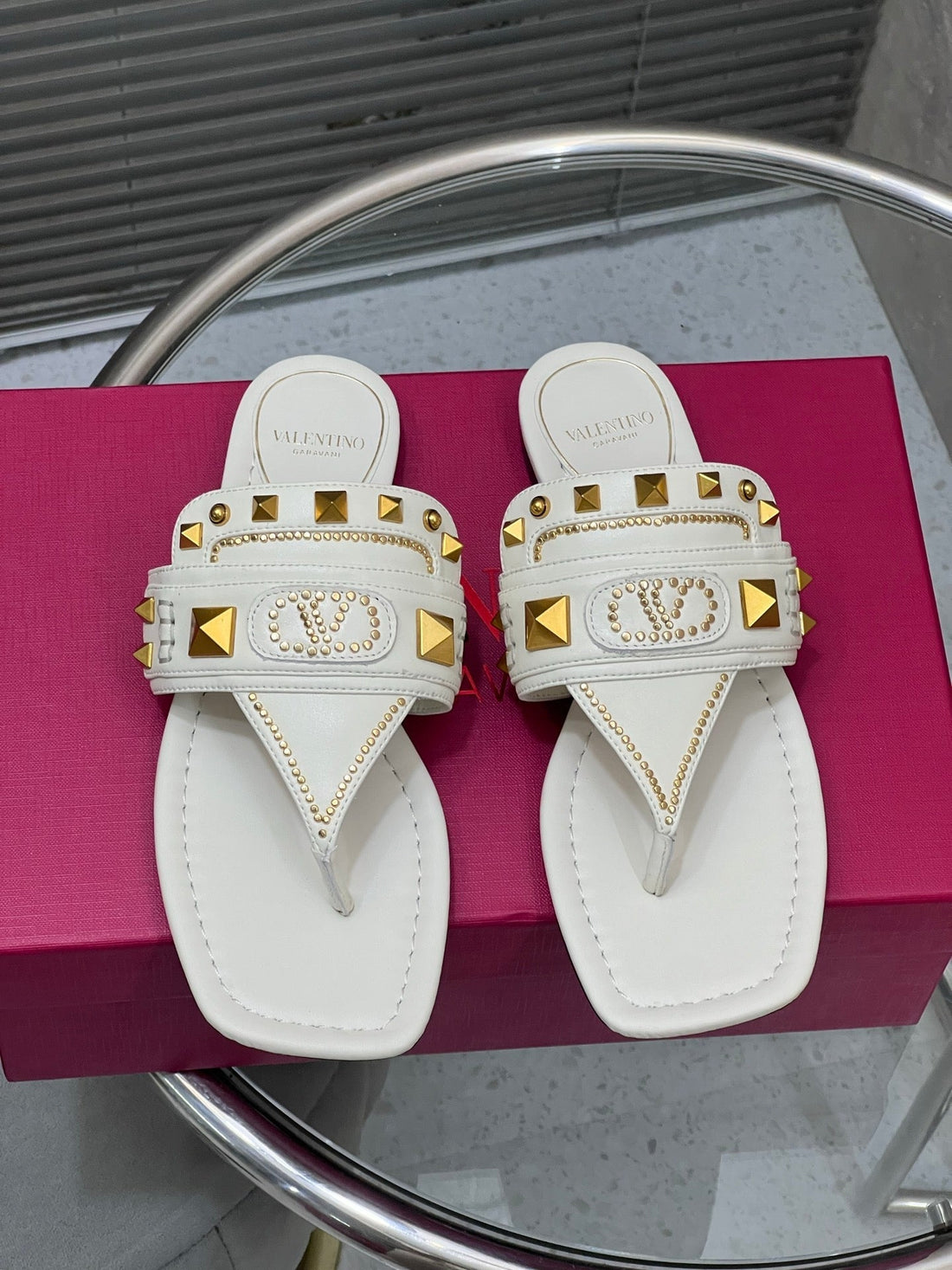 VT Rockstud Thong Sandals White Cowhide