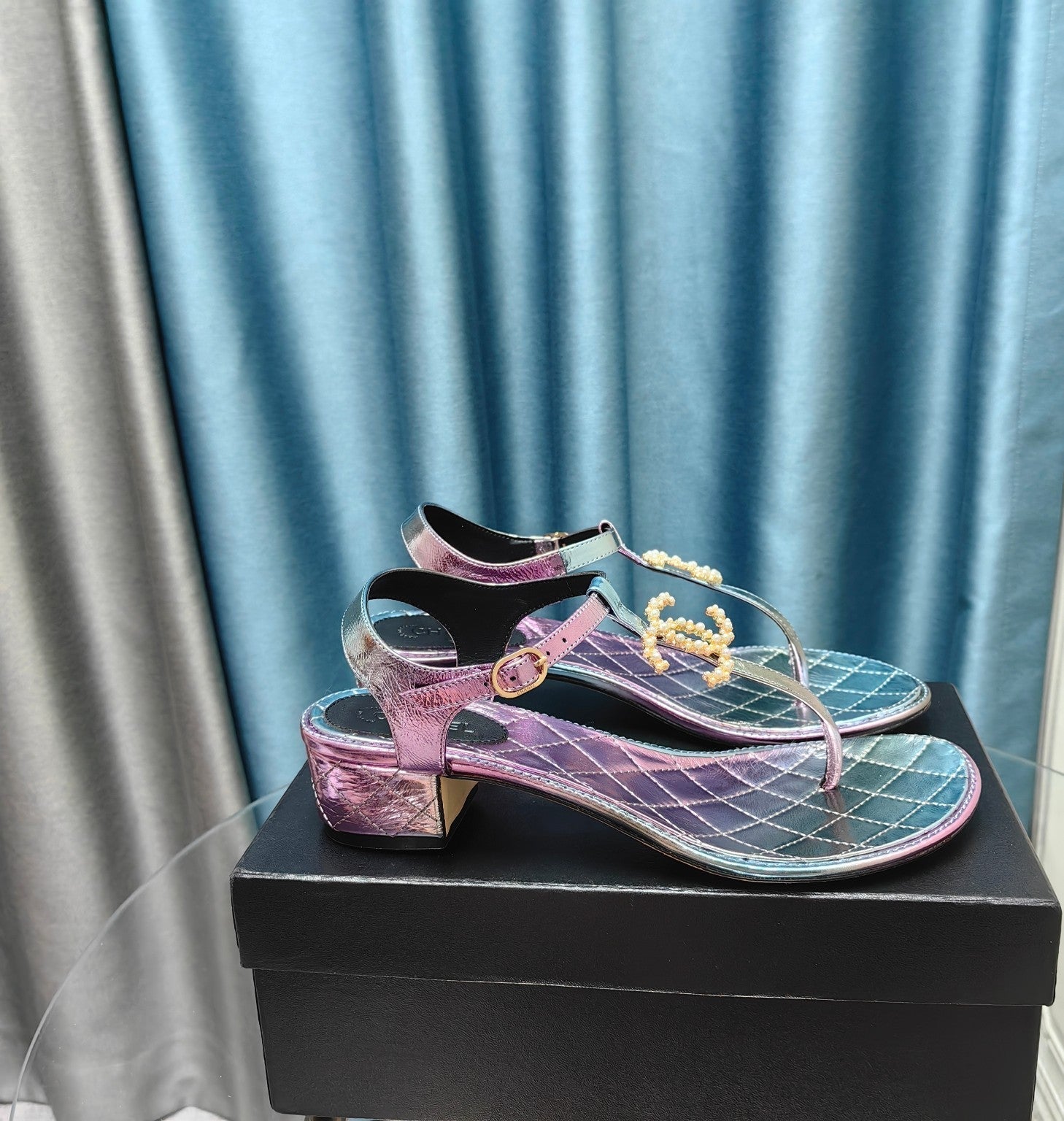 cc thong sandal 40 rainbow calfskin