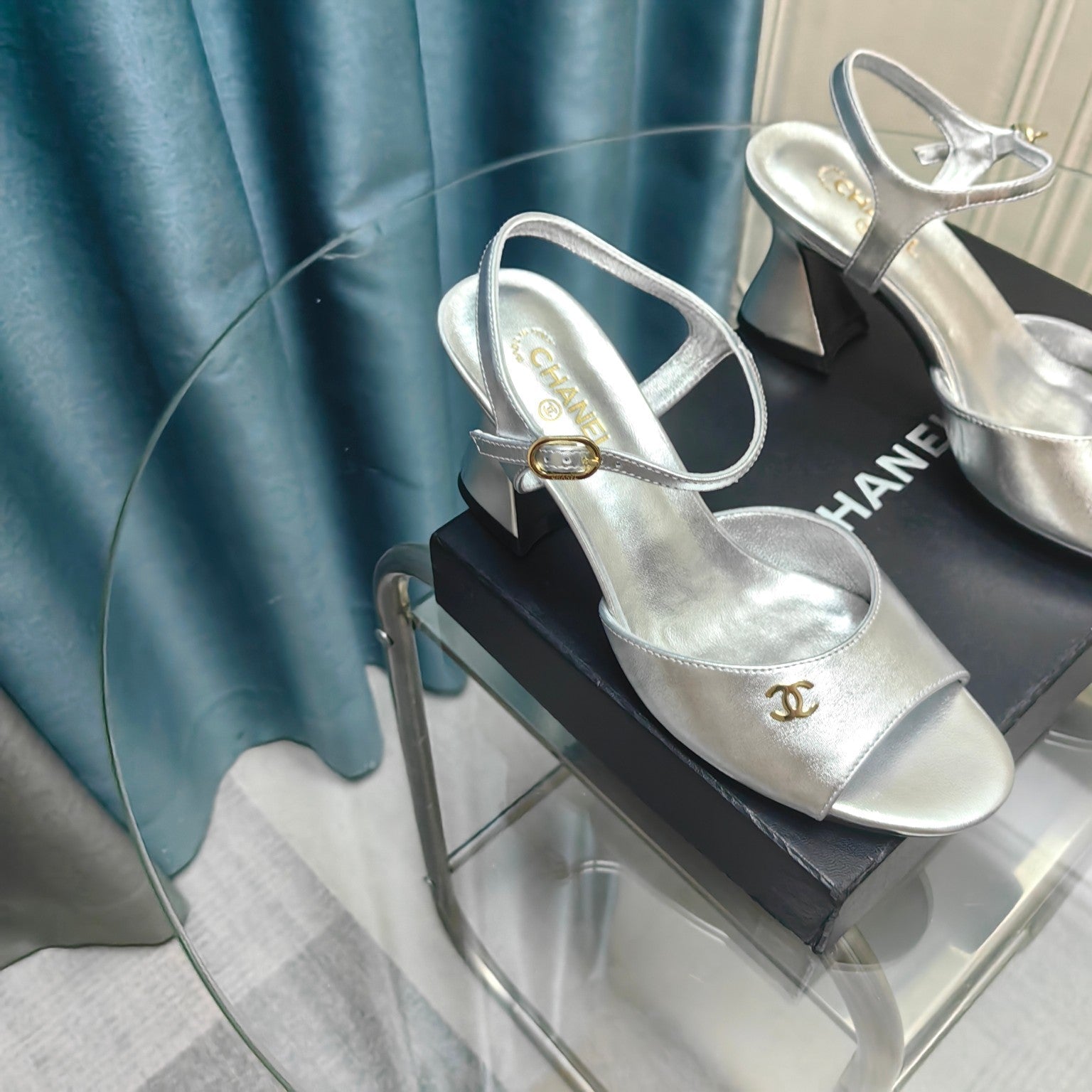 cc slingbacks sandal 85 silver metalic calfskin