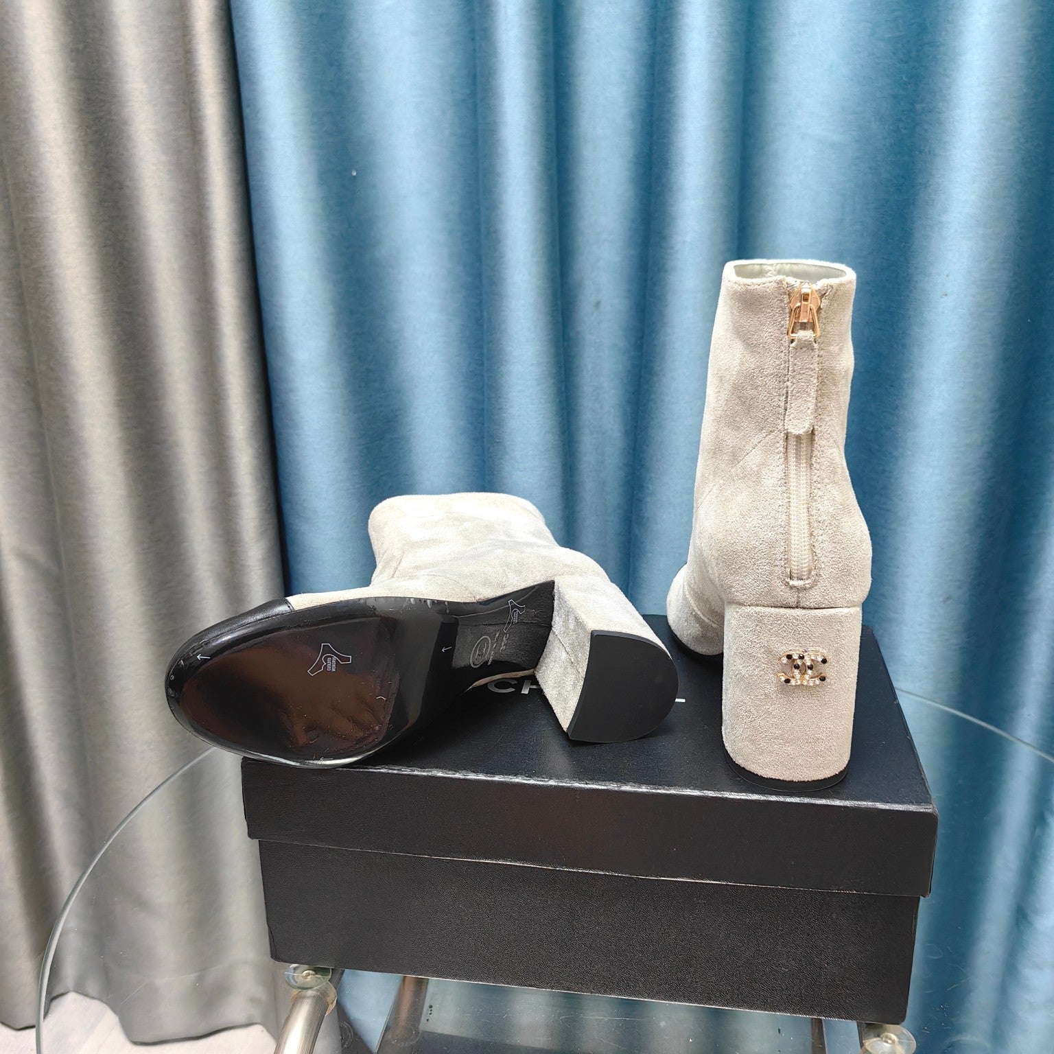 CC Ankle Boots 70mm White Suede