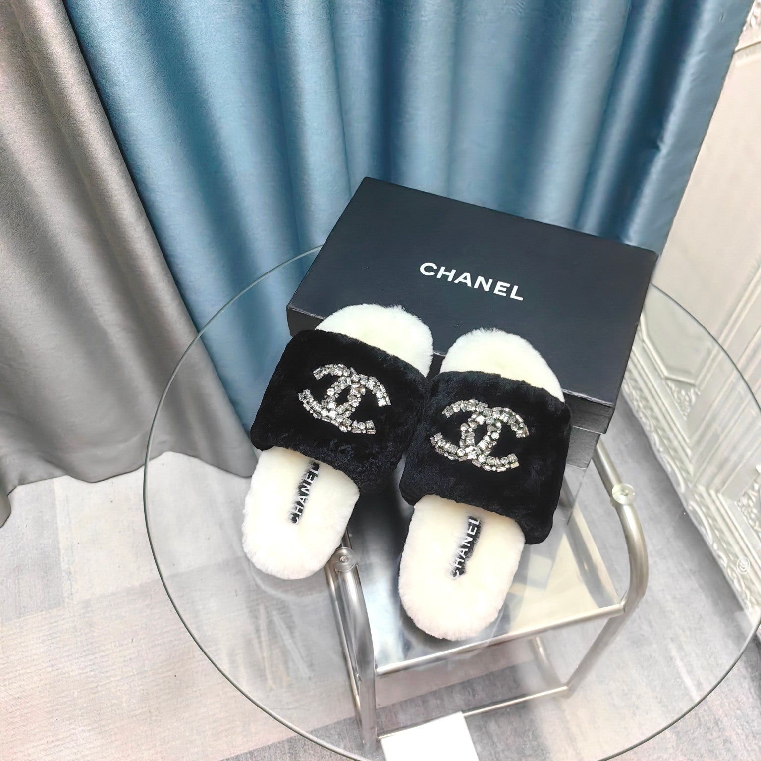 CC Slippers Black Mix White With Logo Fleece