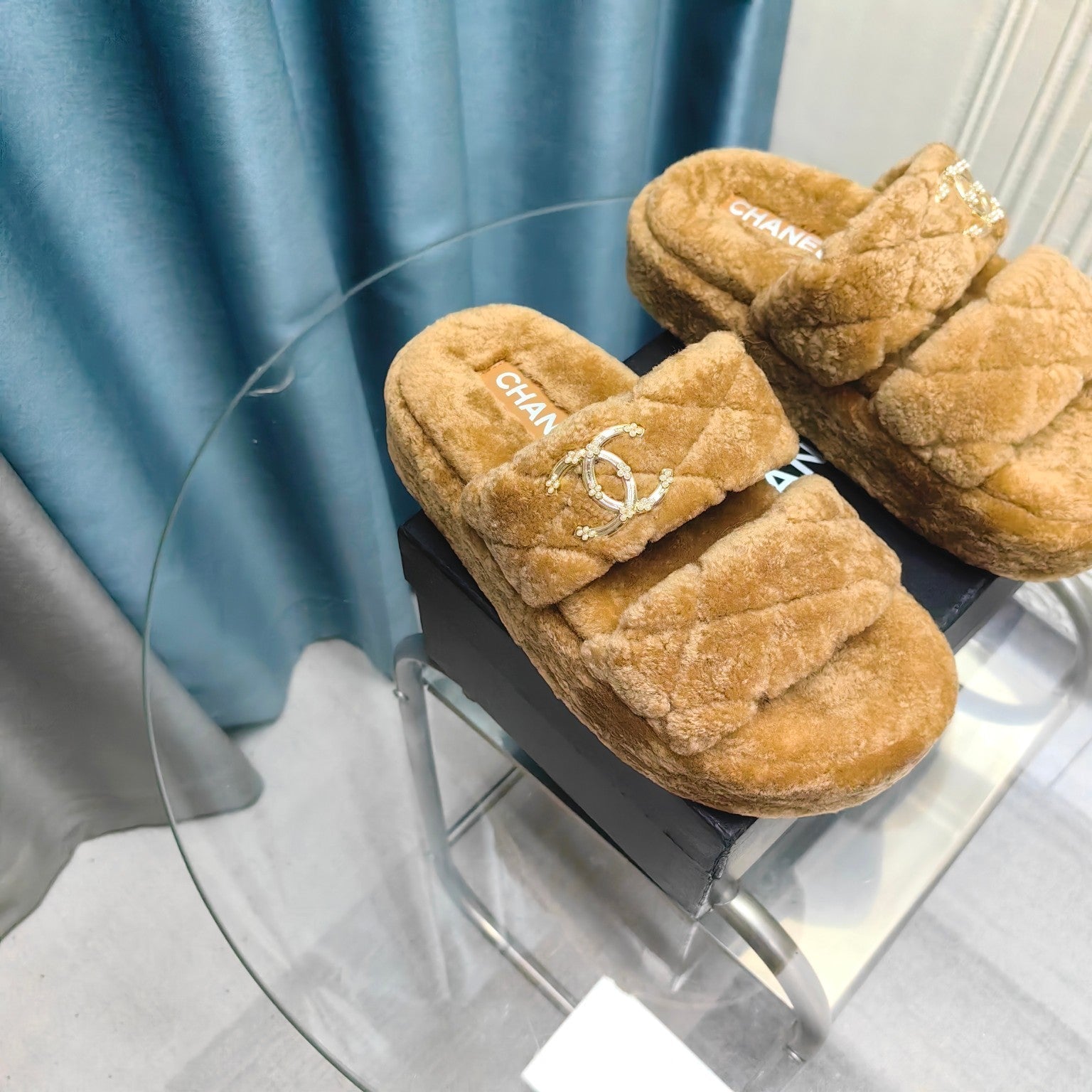 CC Slippers Light Brown Pattern Fleece Wool