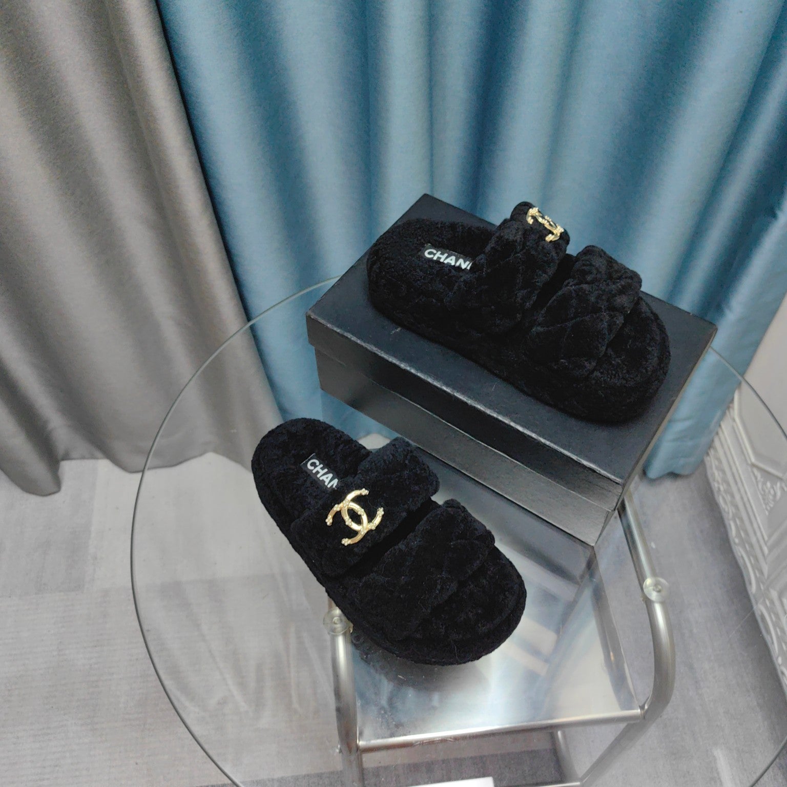 CC Slippers Black Pattern Fleece Wool