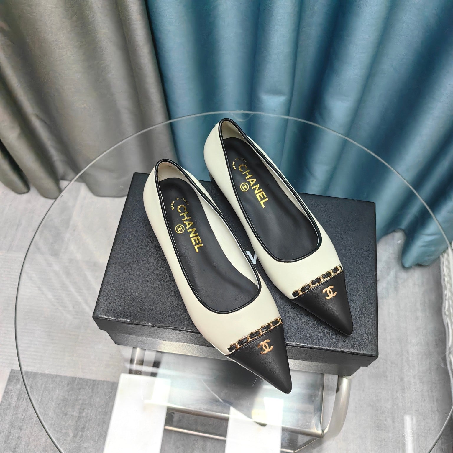 CC Ballet Flats White Chain Lambskin