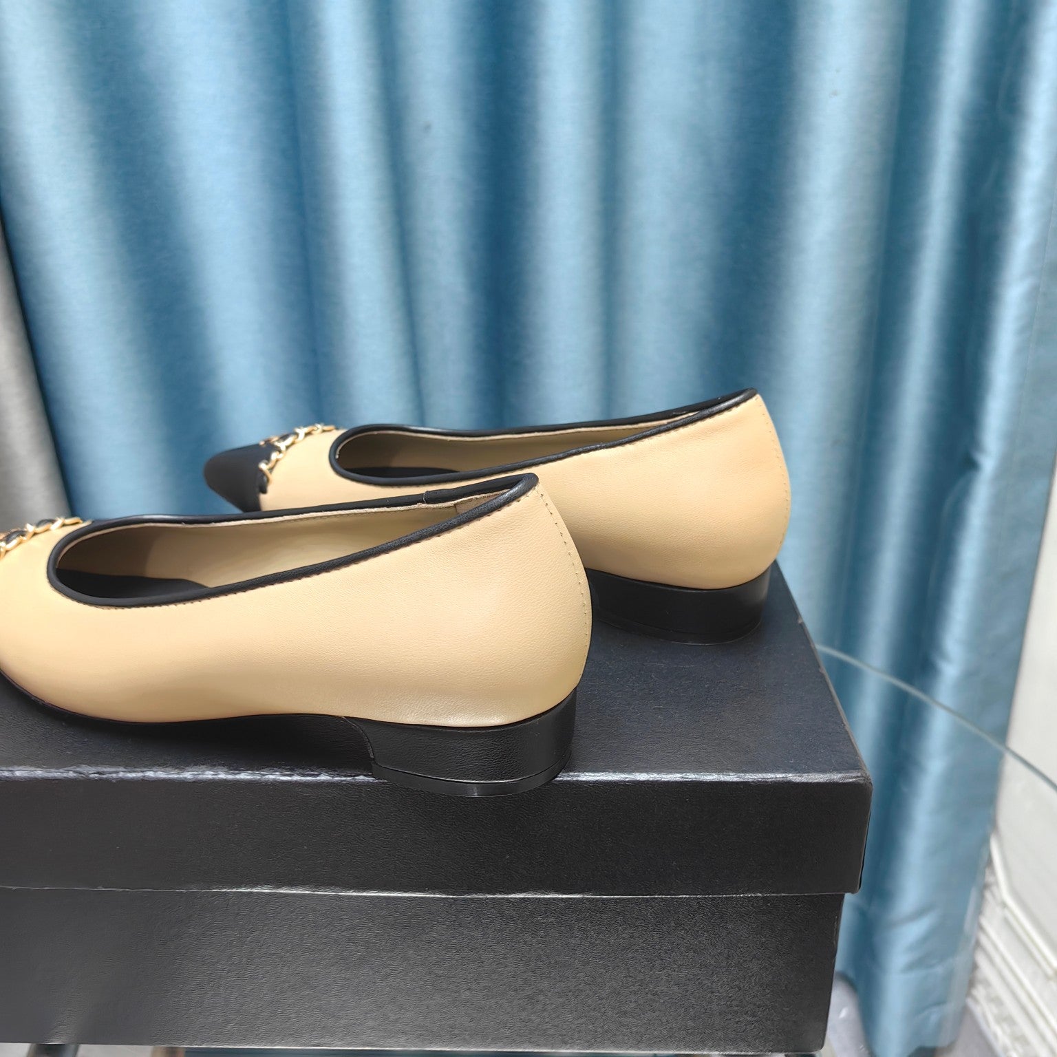 CC Ballet Flats Beige Chain Lambskin