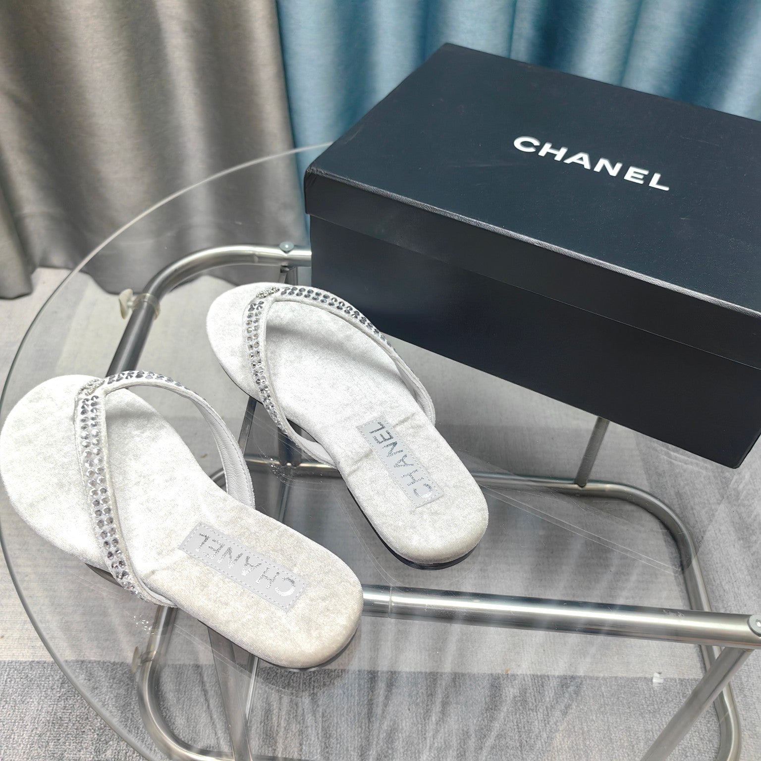 CC Thong Grey Velvet Silver Strass