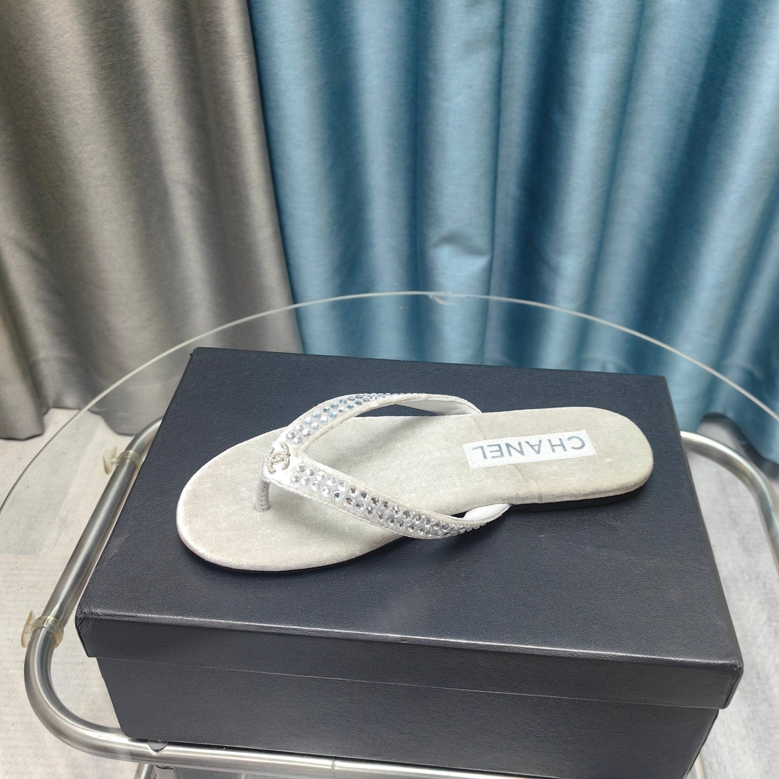 CC Thong Grey Velvet Silver Strass