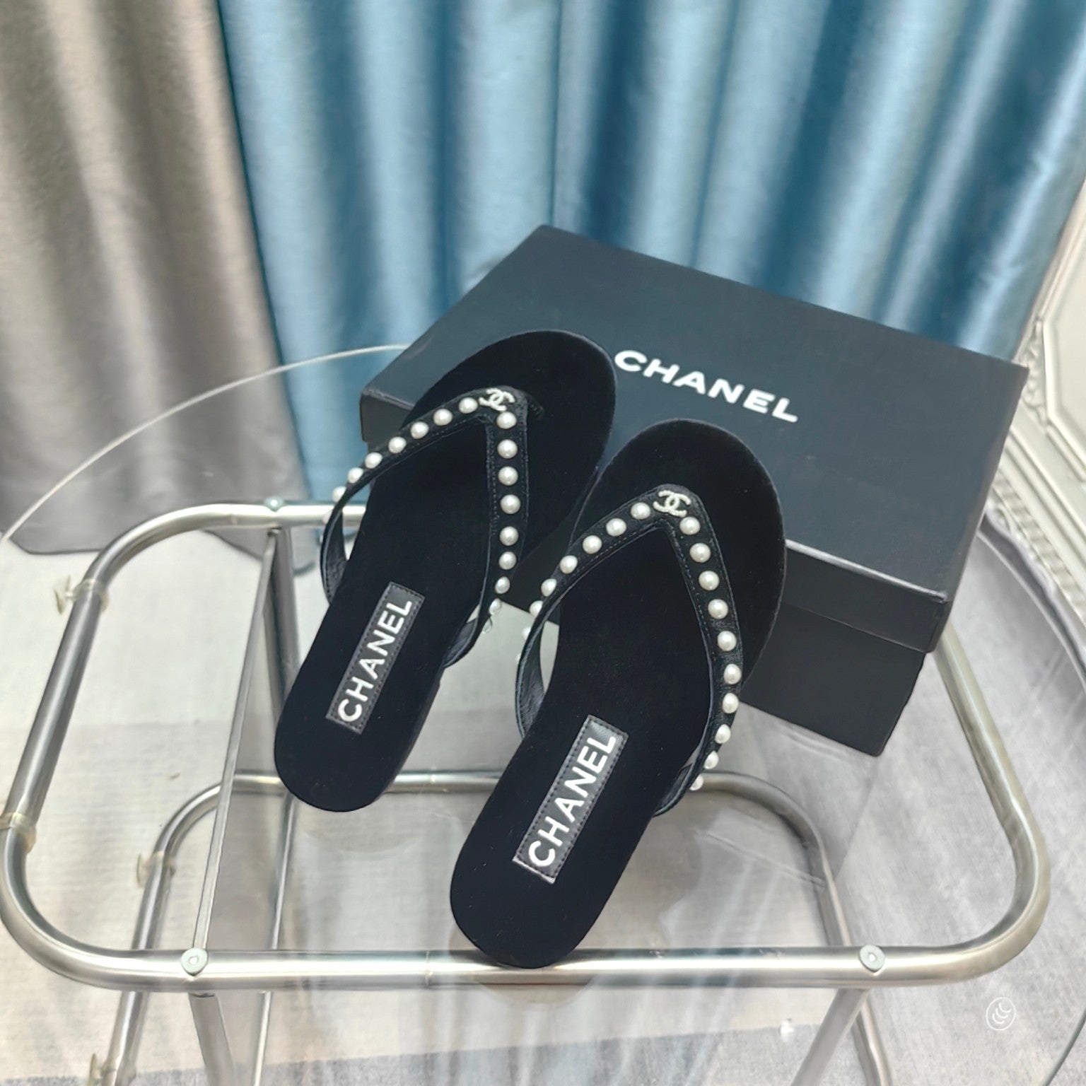 CC Thong Black Velvet Pearl